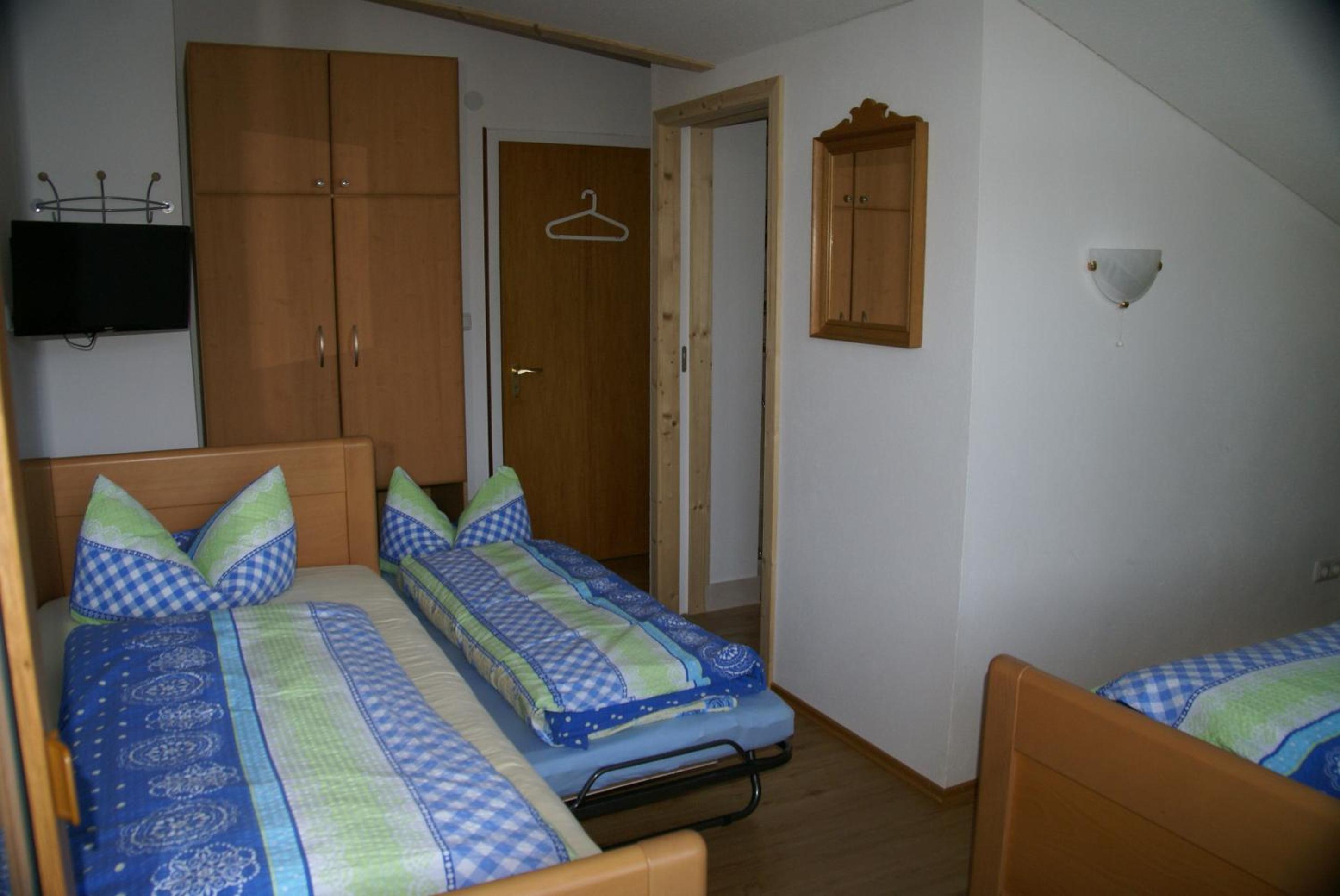 Photo 43