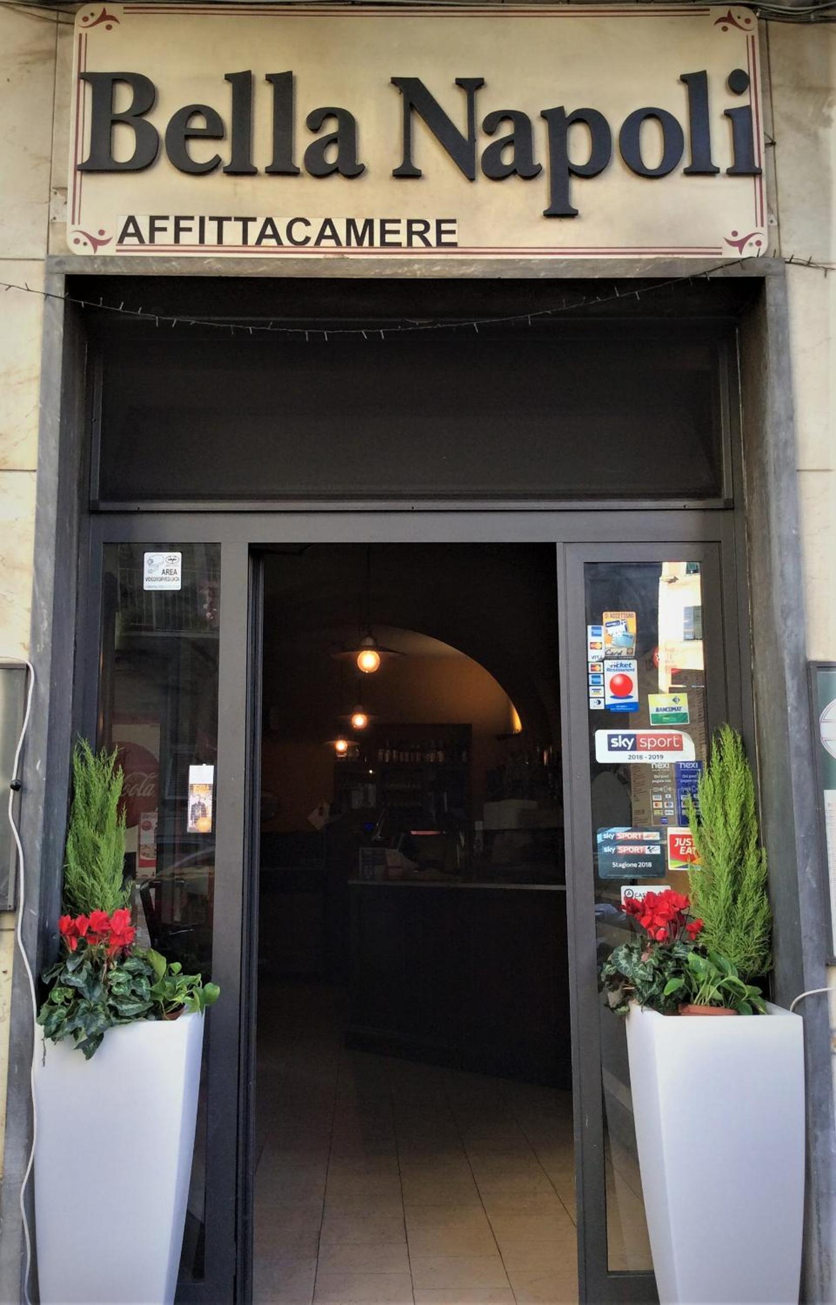 Hotel Bella Napoli Guesthouse Trattoria Pizzeria - Image 1