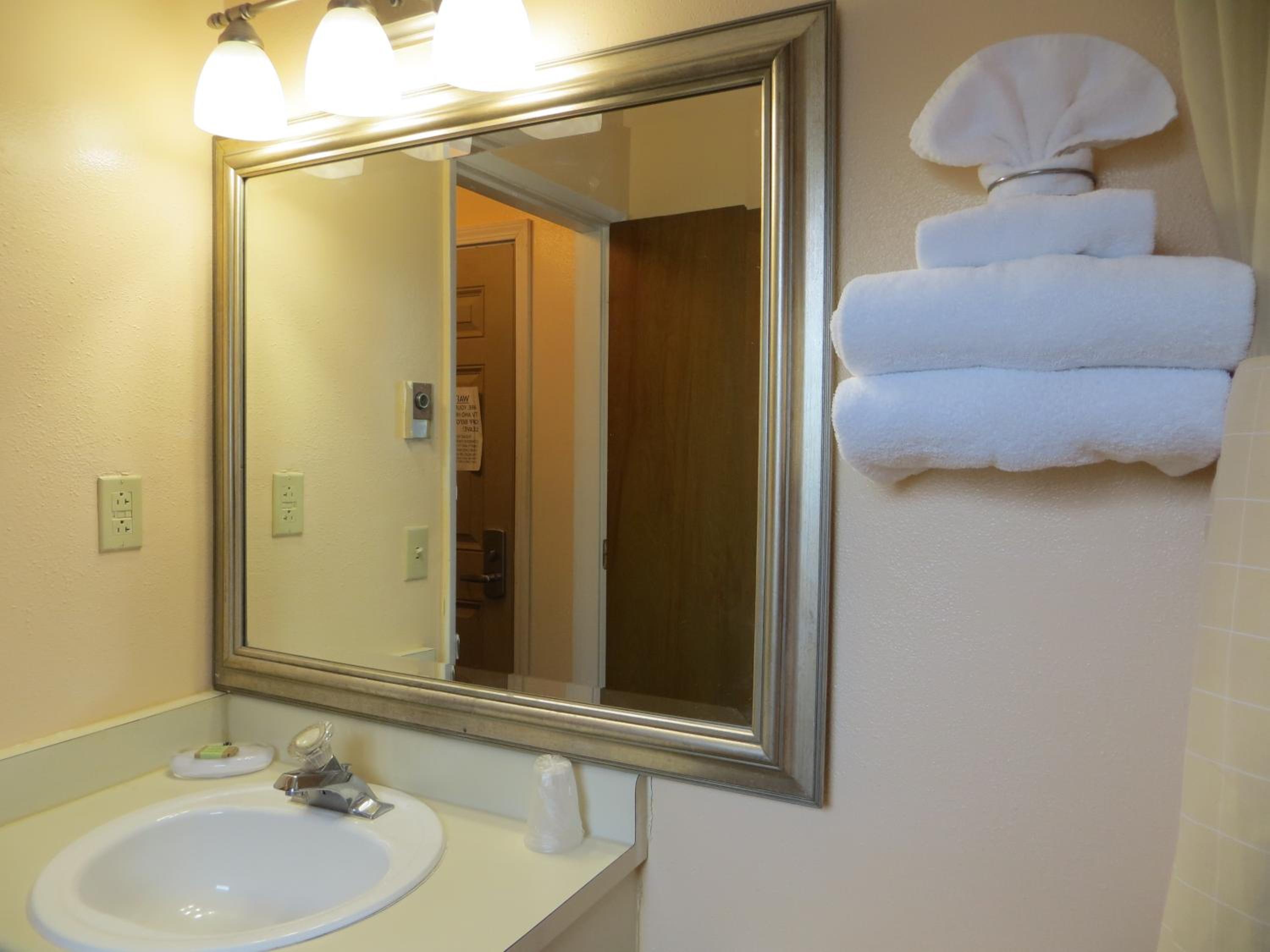 Cameo Motel - Portland view 5