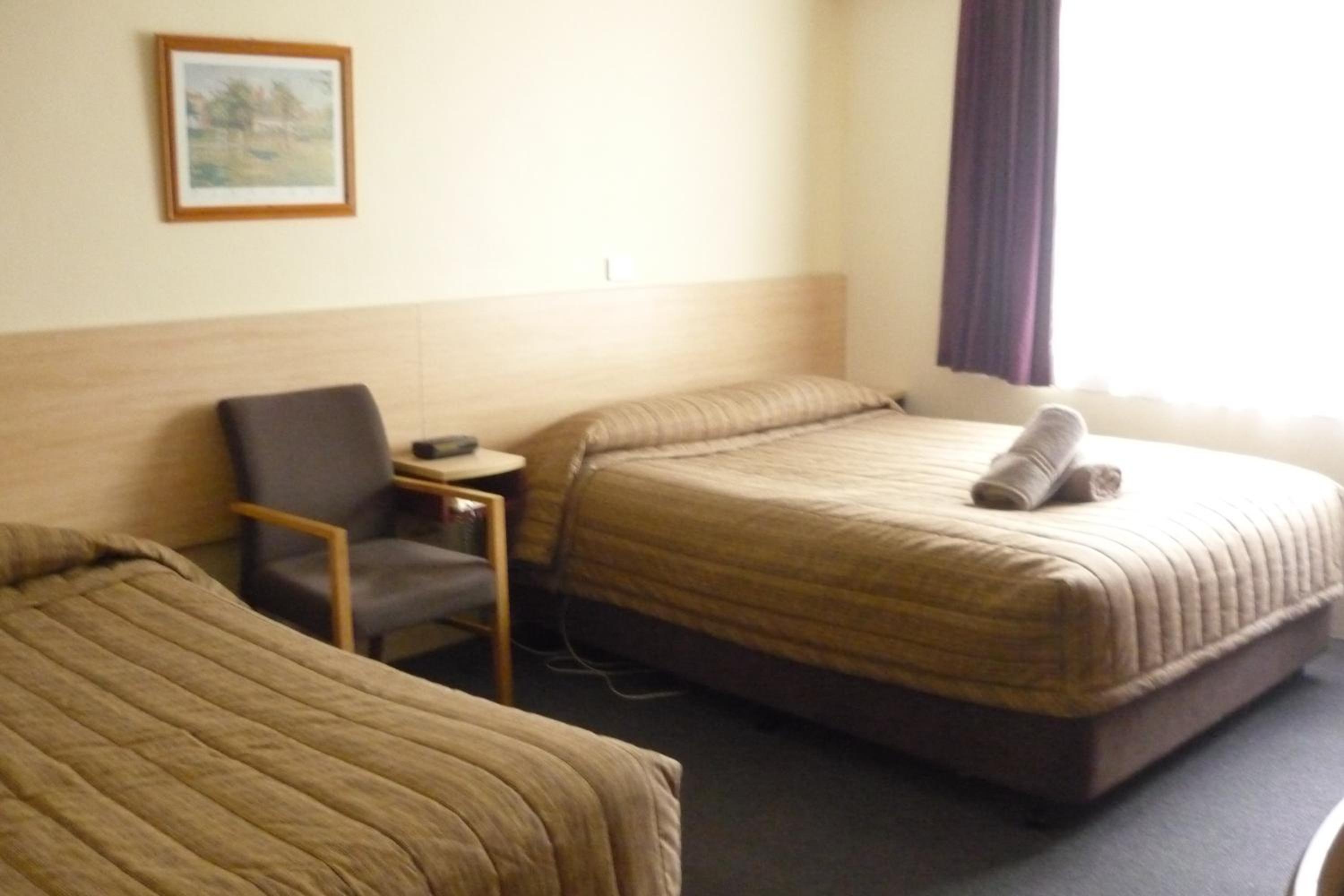 Acacia Motor Inn