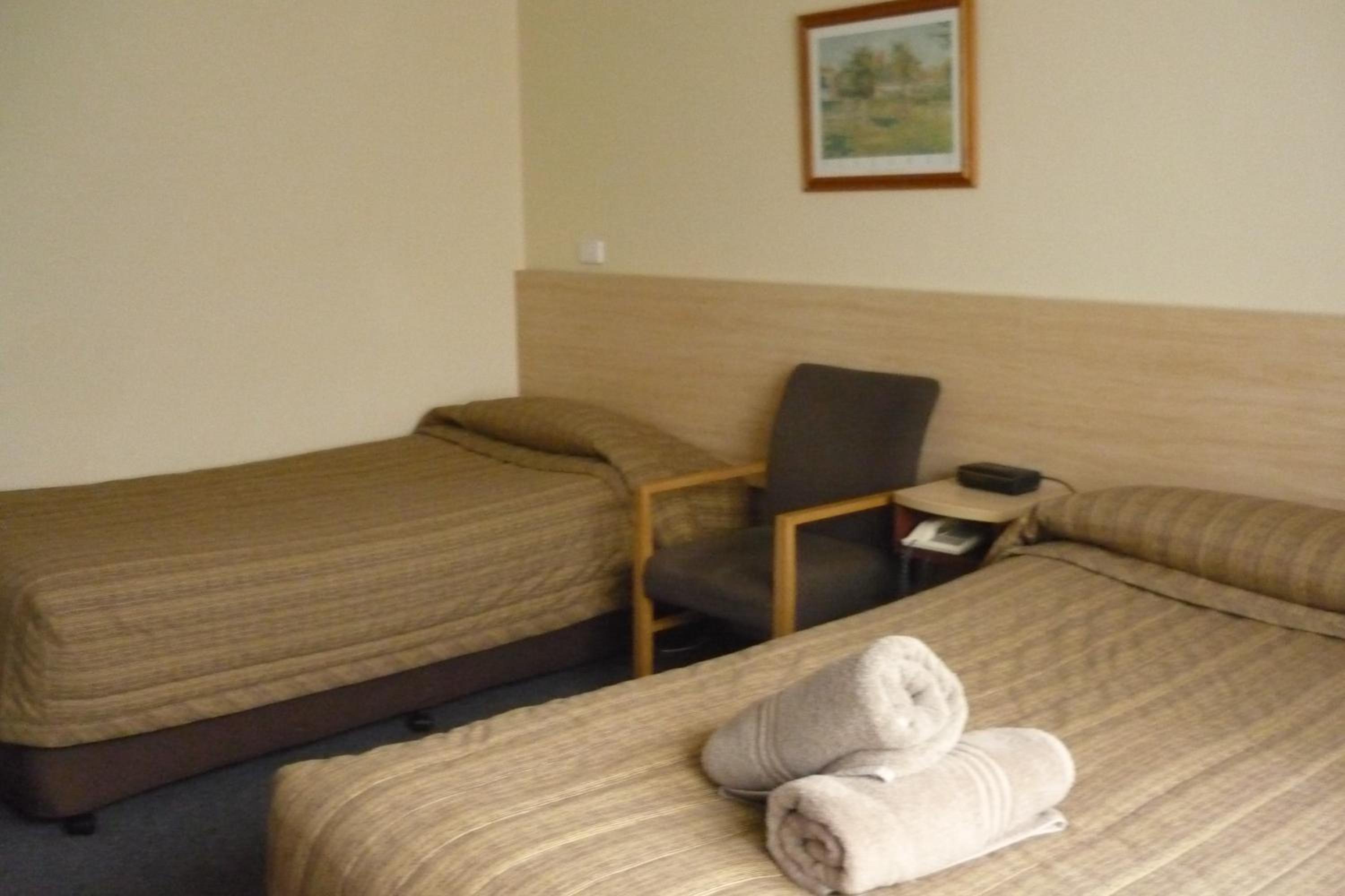 Acacia Motor Inn