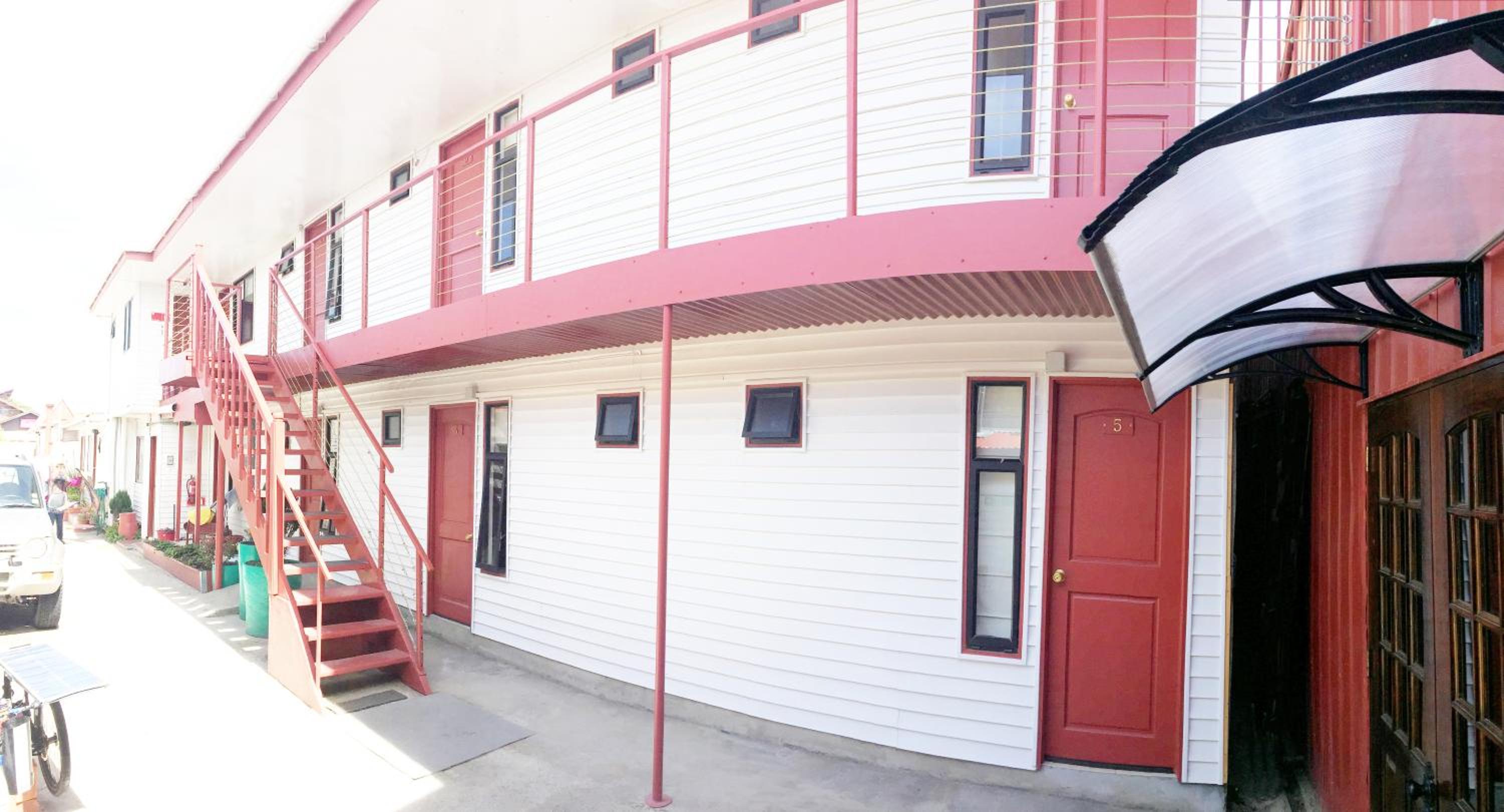 Hostal Maipu Street view 2