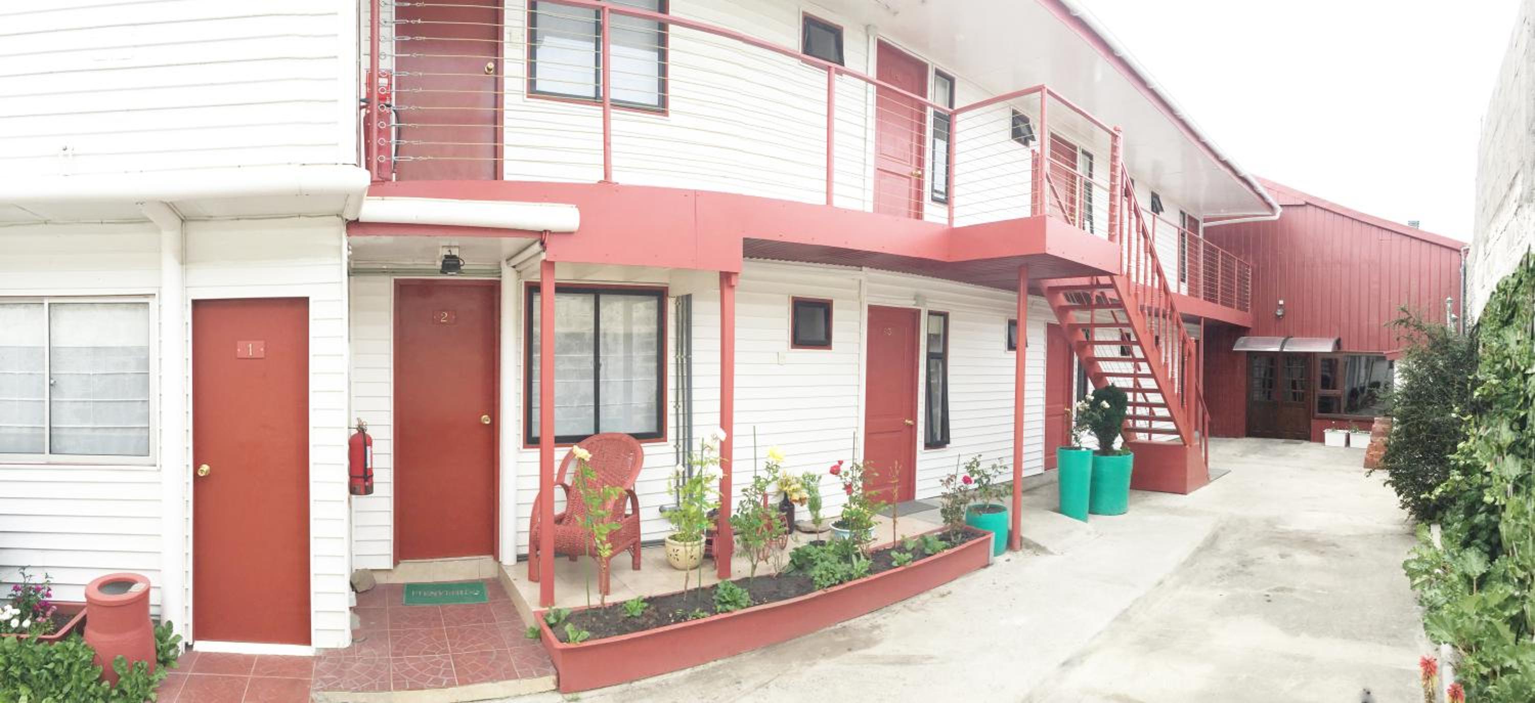 Hotel Hostal Maipu Street - Image 1