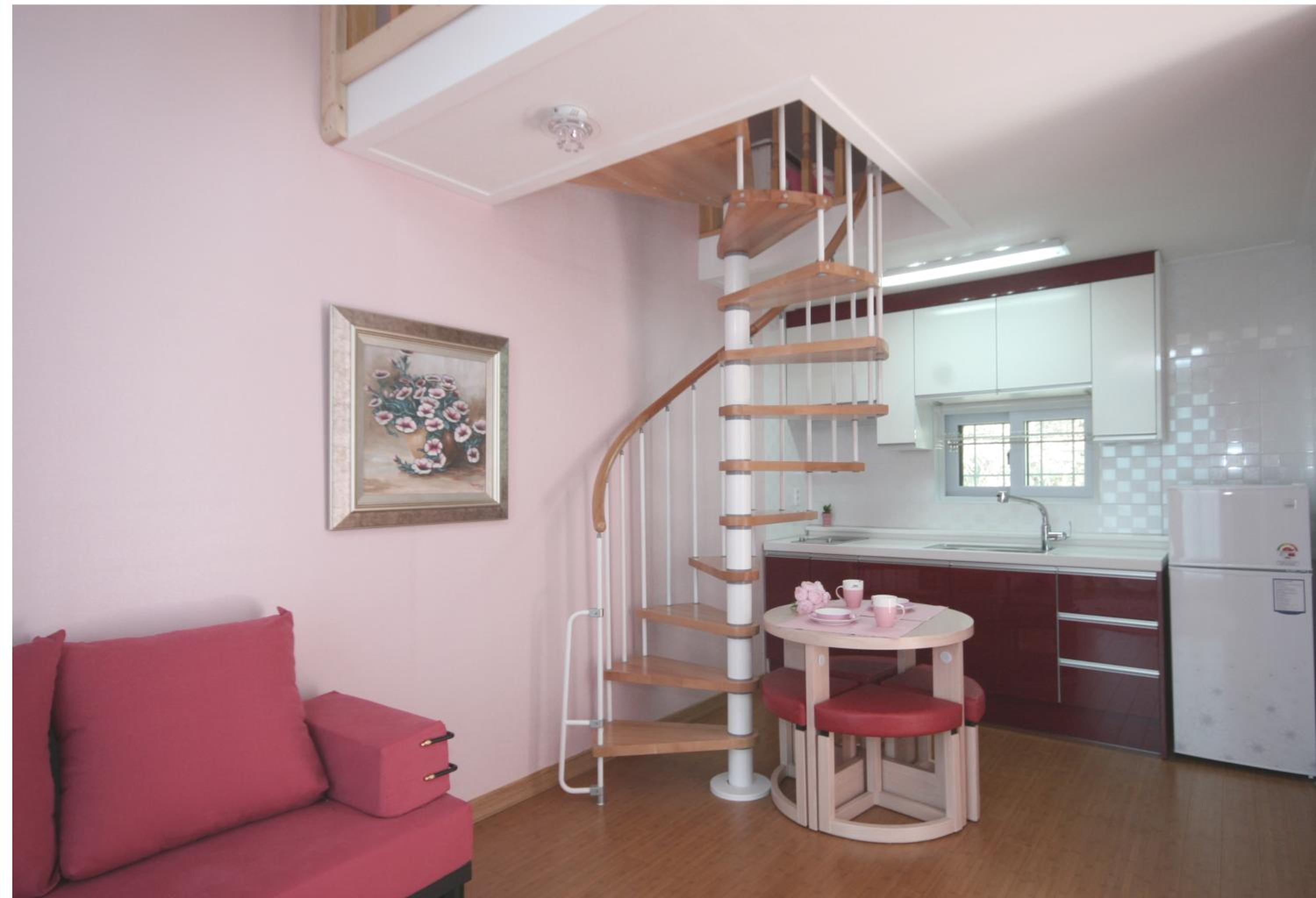 Forest of Color Pension