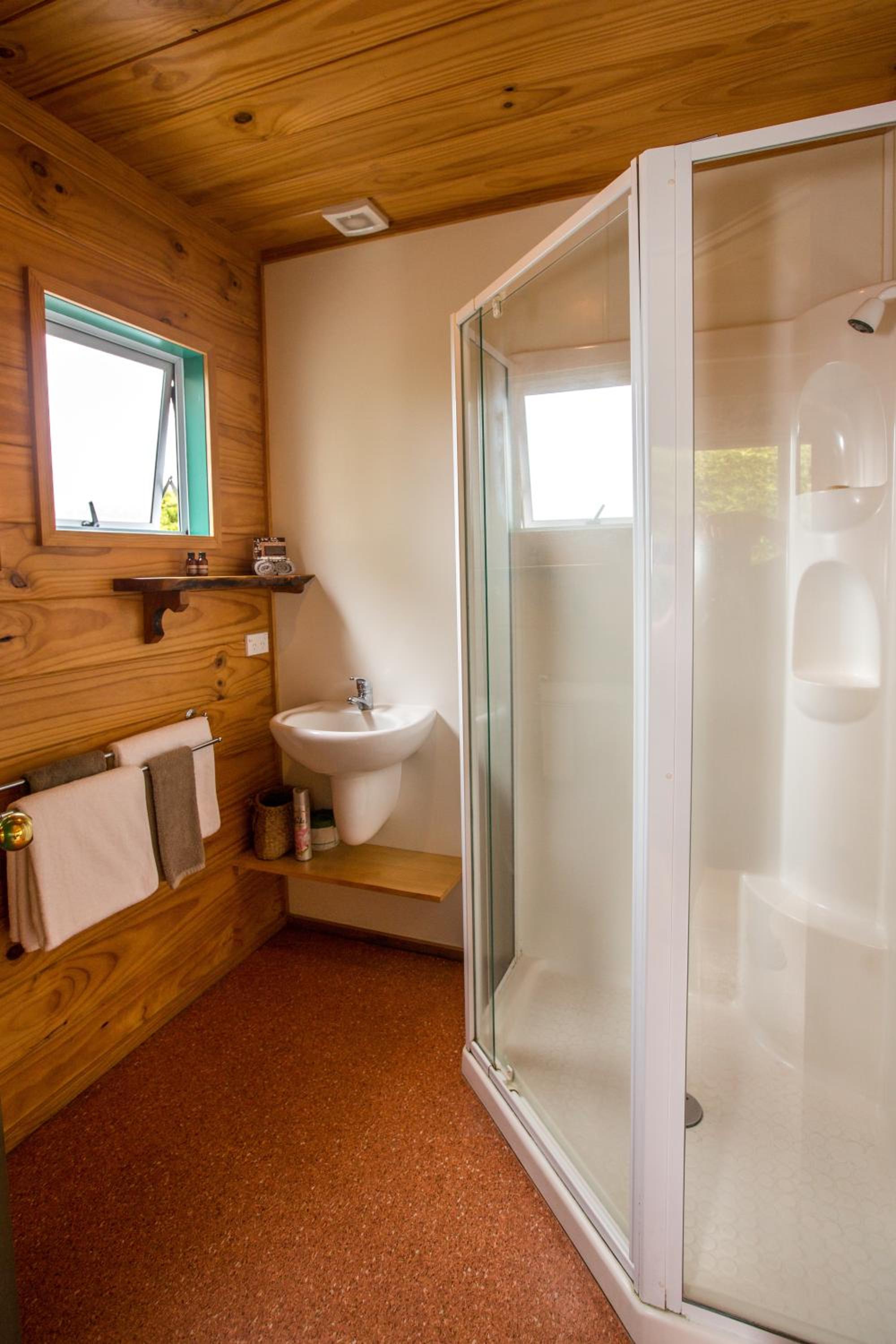 Tatahi Lodge Beach Resort