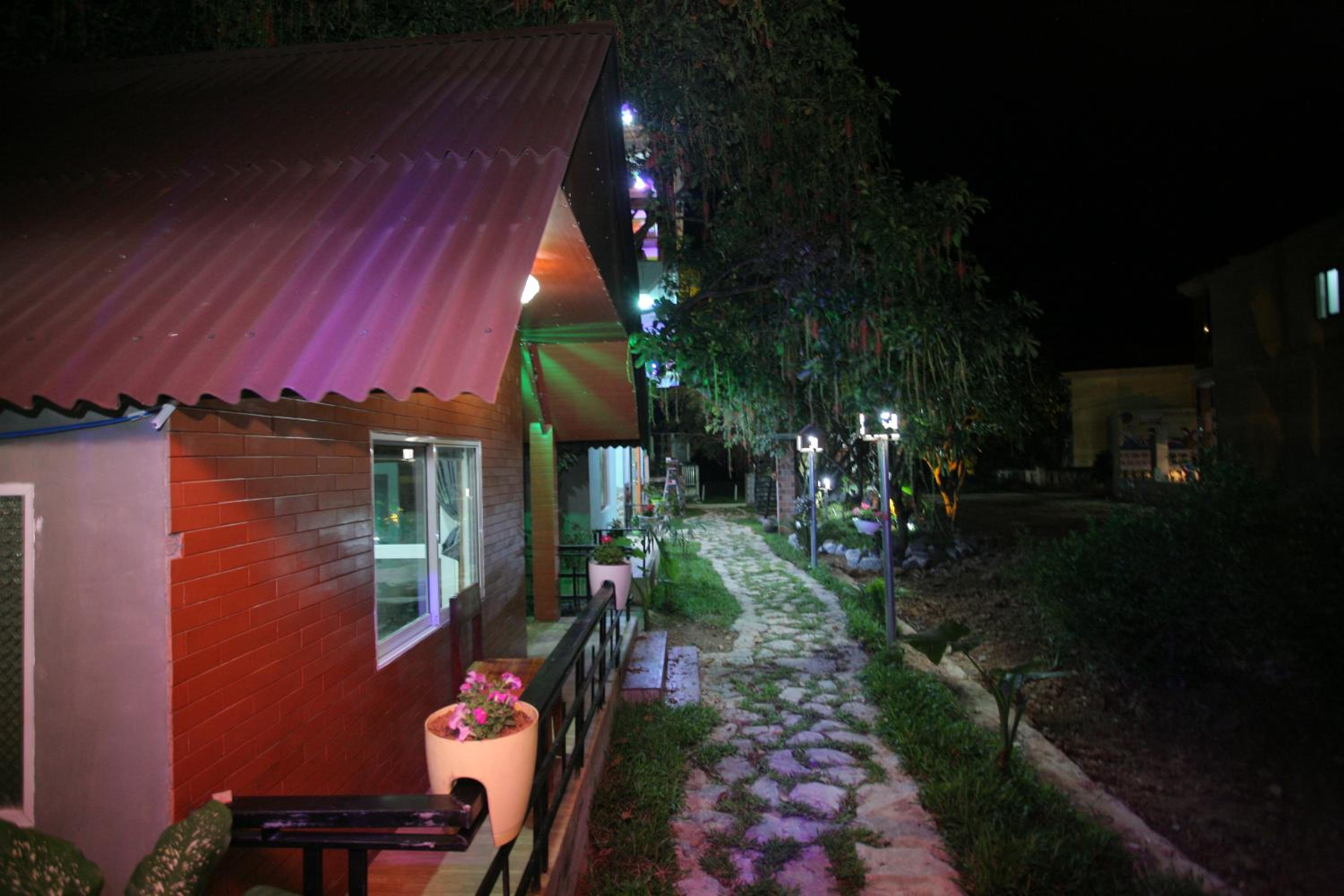 Photo 40