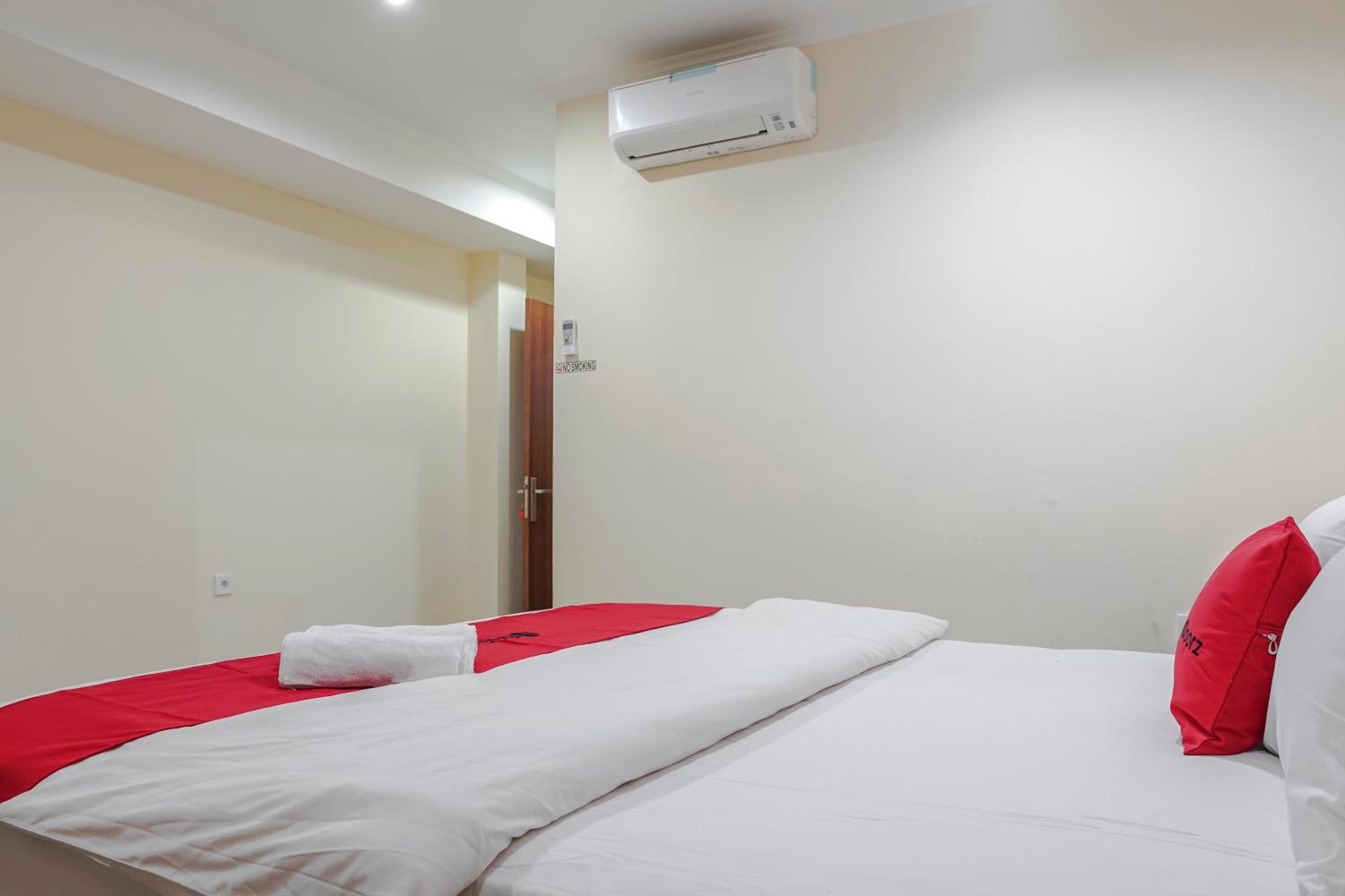 RedDoorz @ Jalan Biak Roxy Jakarta, Jakarta - 22