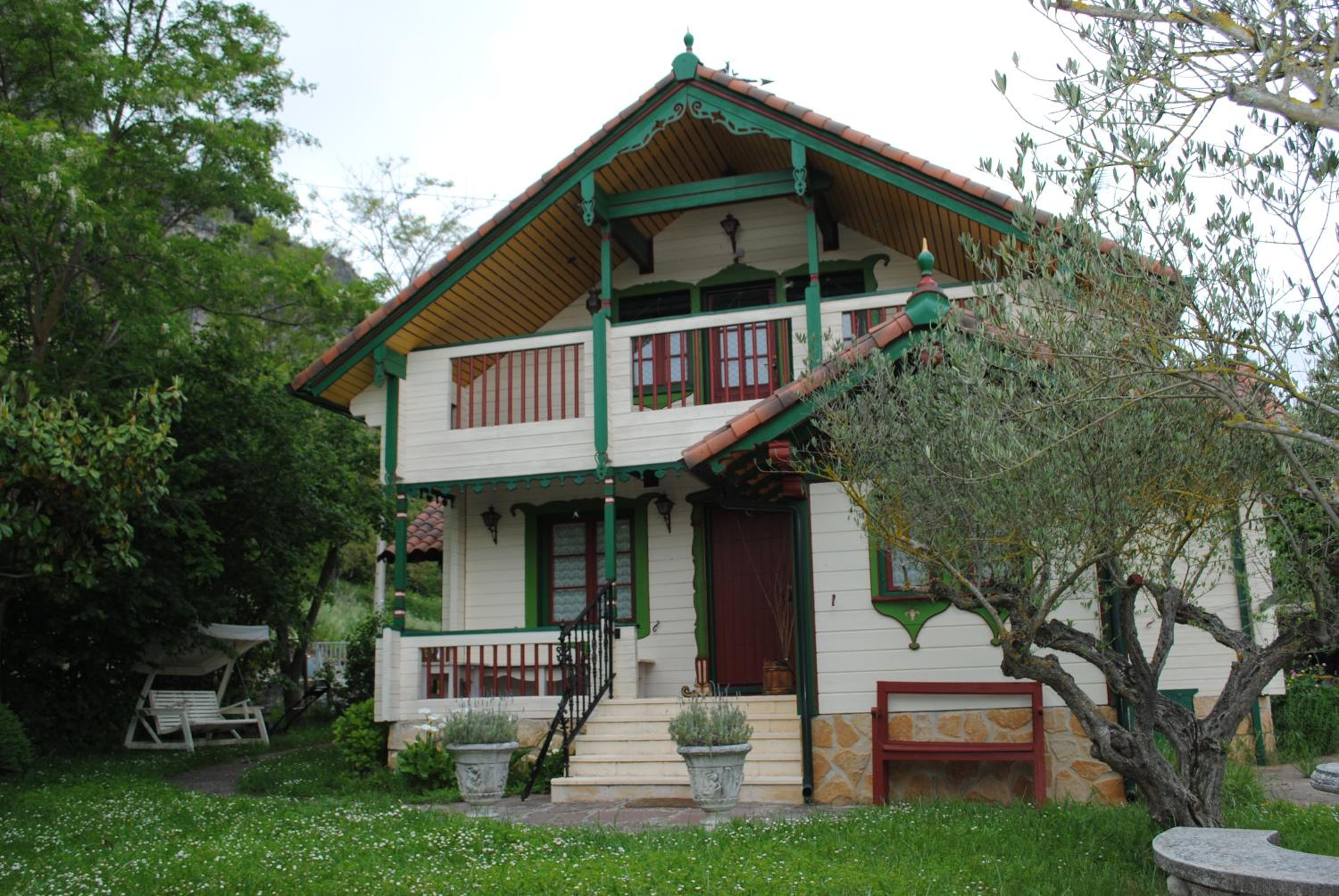 Photo 6