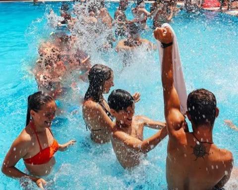 swimming pool