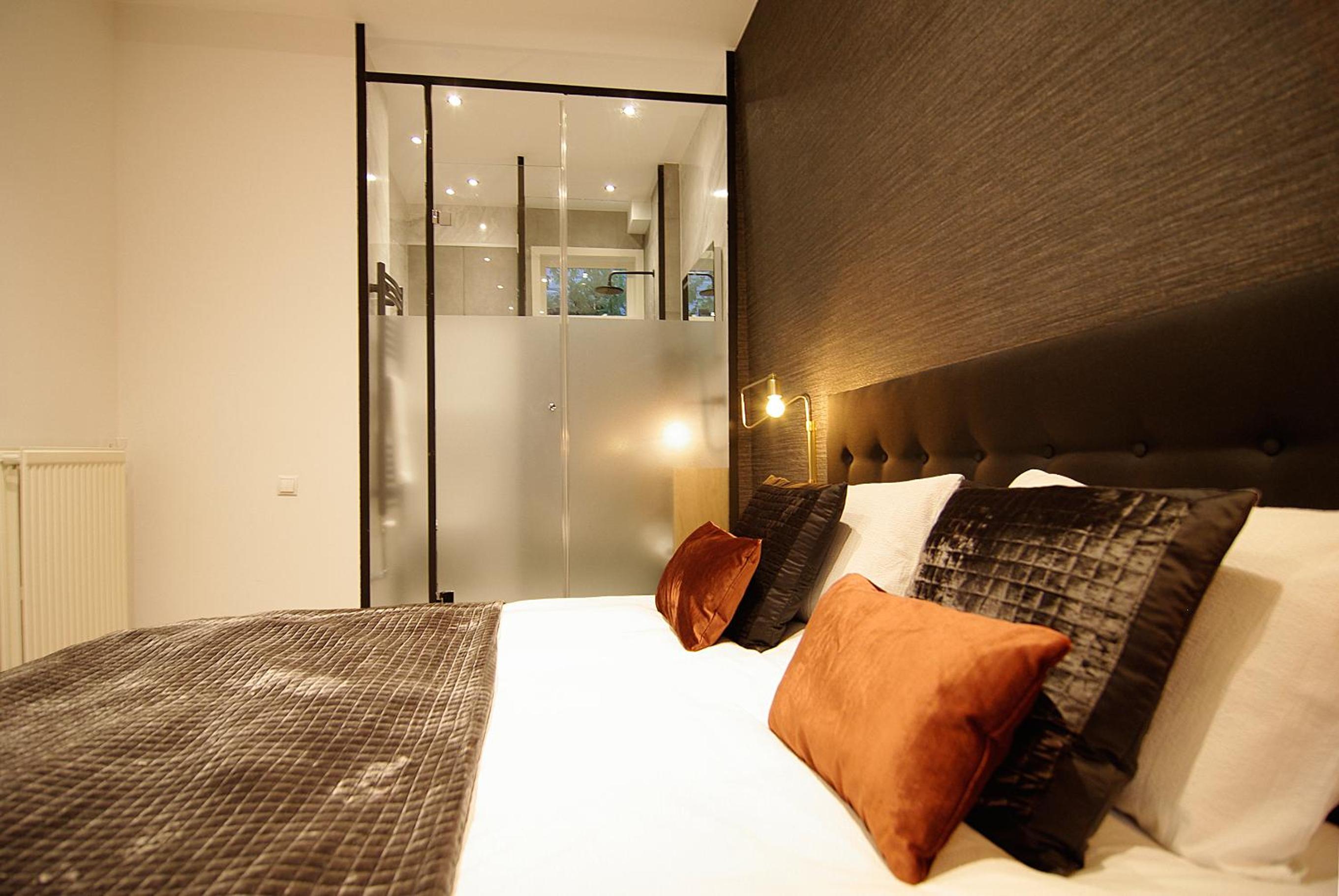 NEW! 2024 - The Canal Bridge Suites