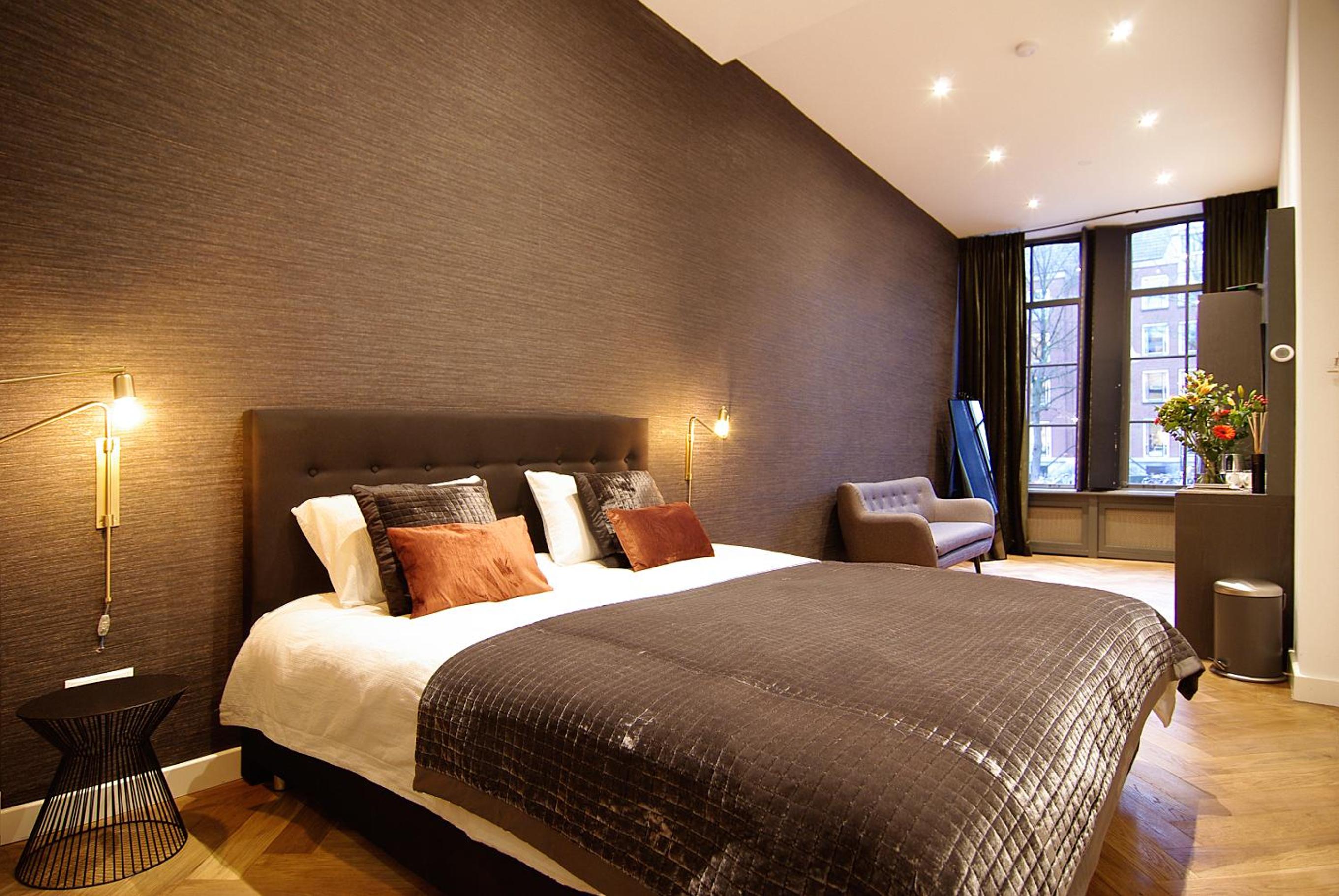 NEW! 2024 - The Canal Bridge Suites