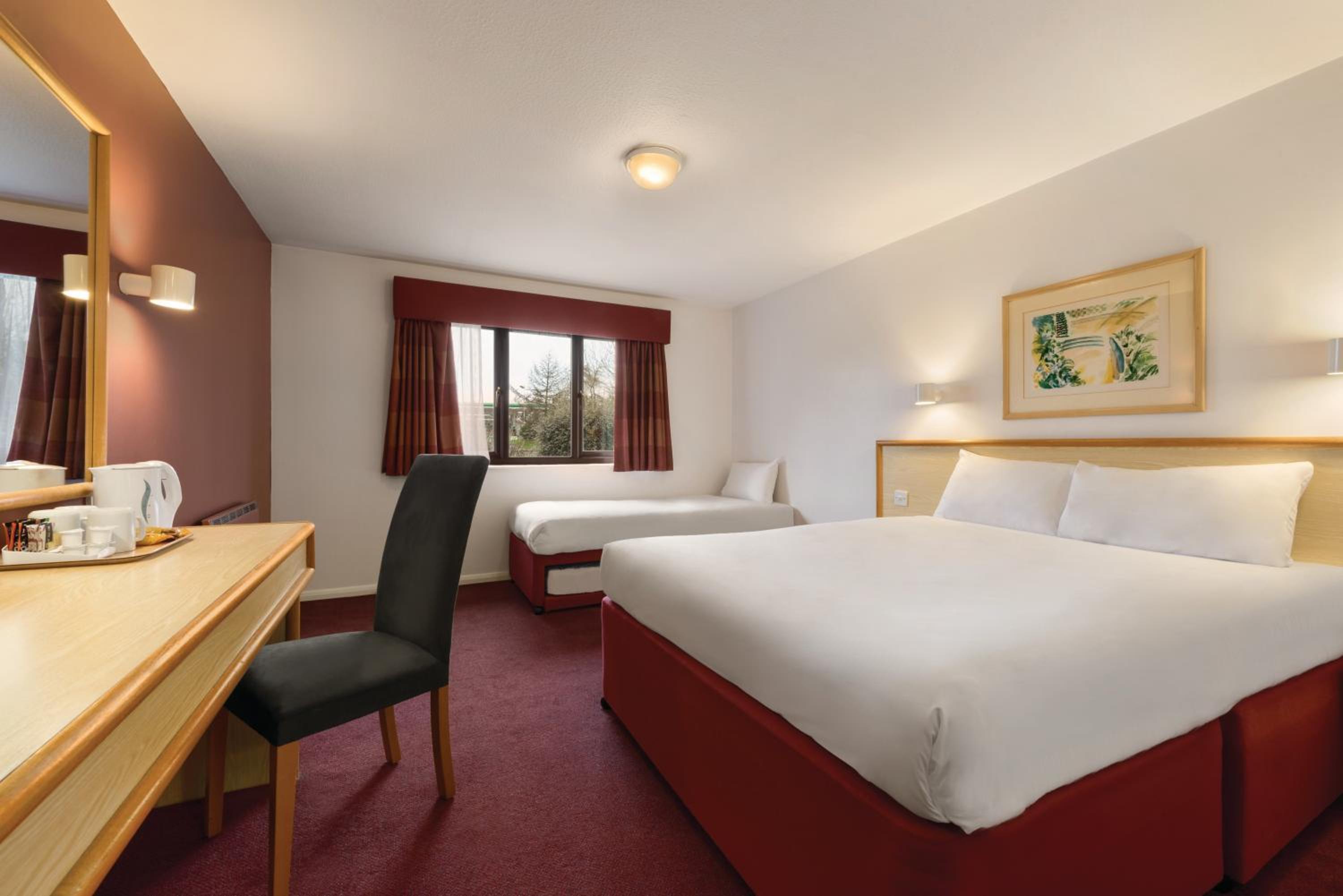 Gretna Green Vacations - Days Inn Hotel Gretna Green - Property Image 11