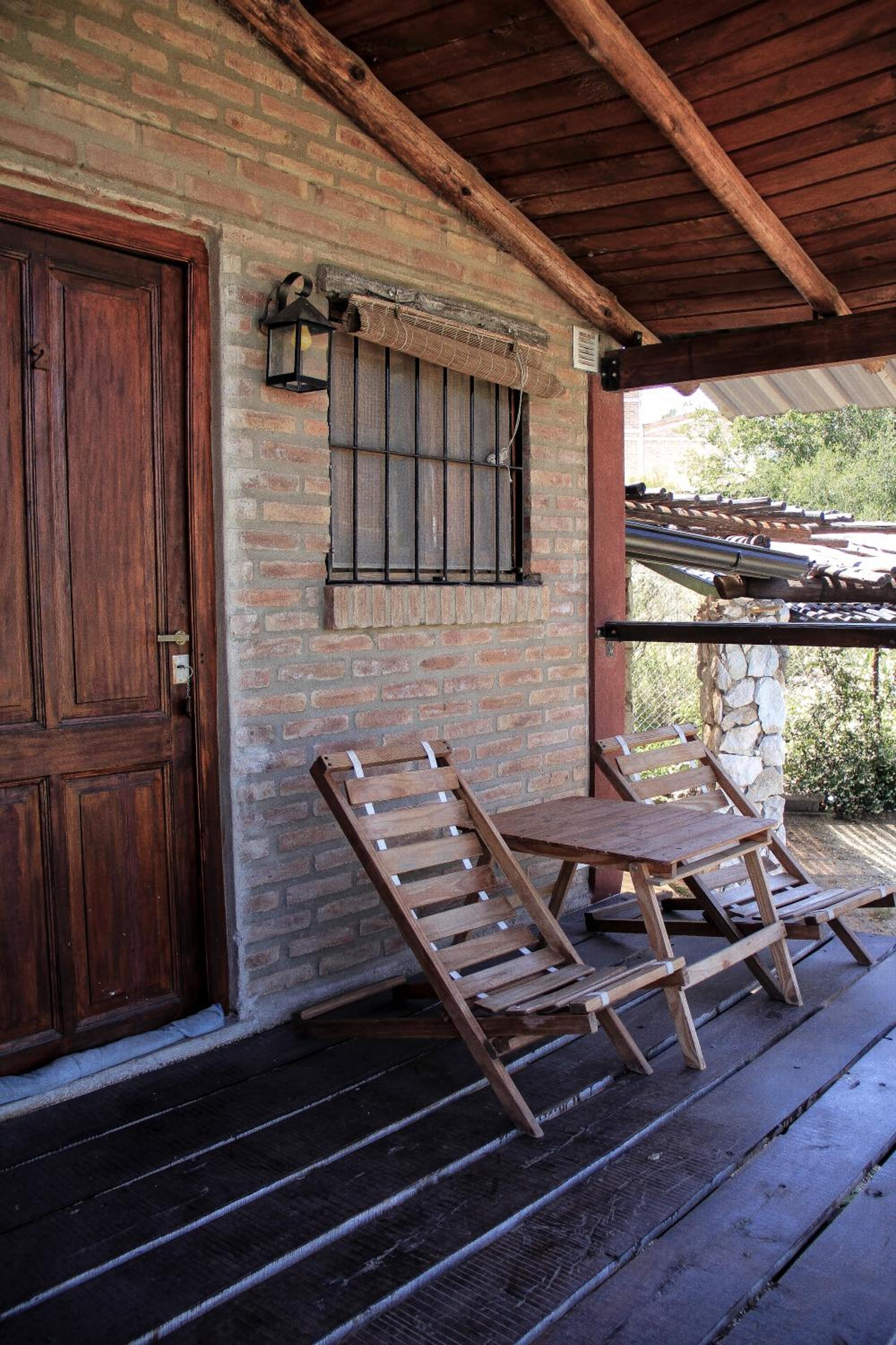 AIRES Refugio Serrano