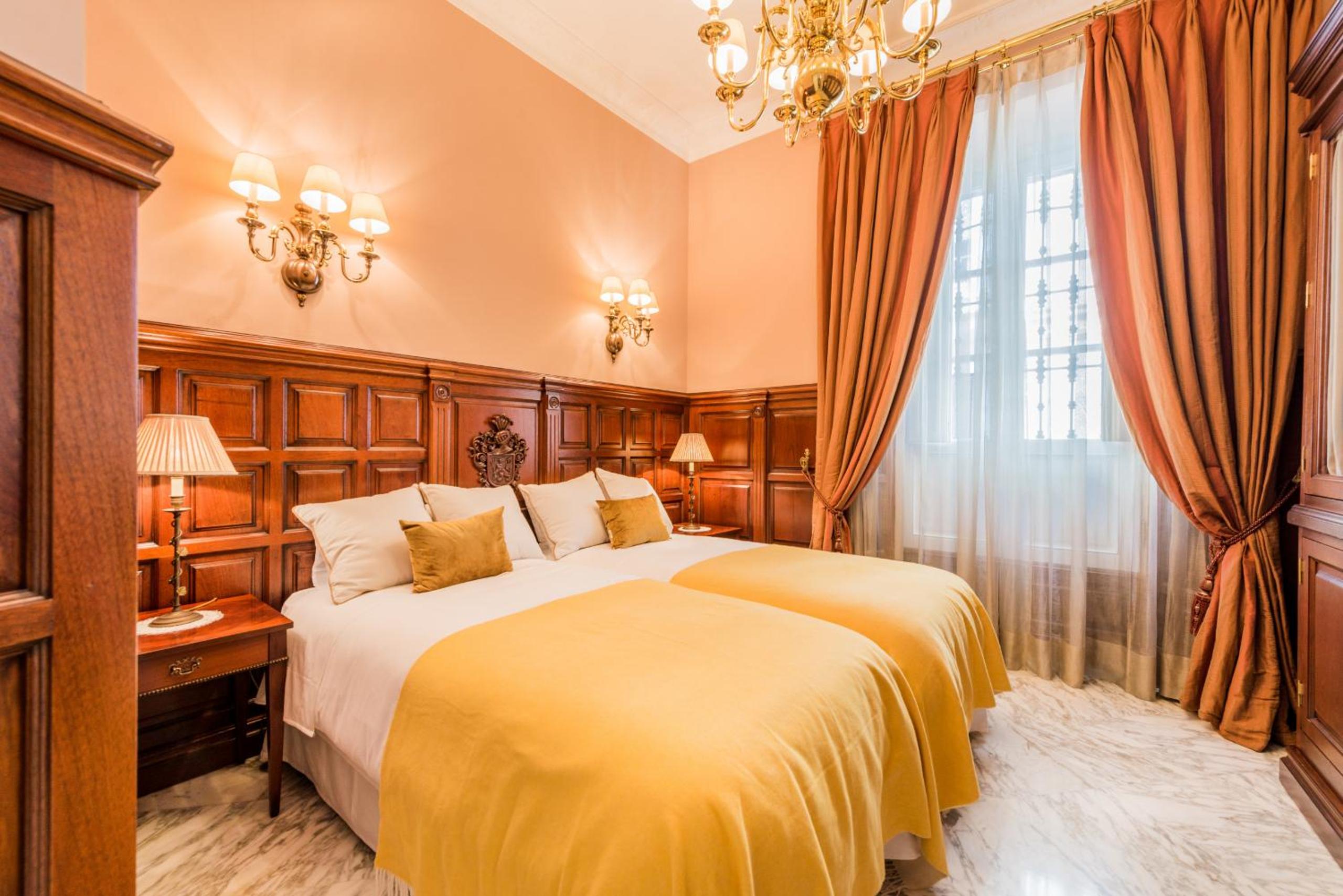 Cubo's Casa Manzanares Bijou view 5