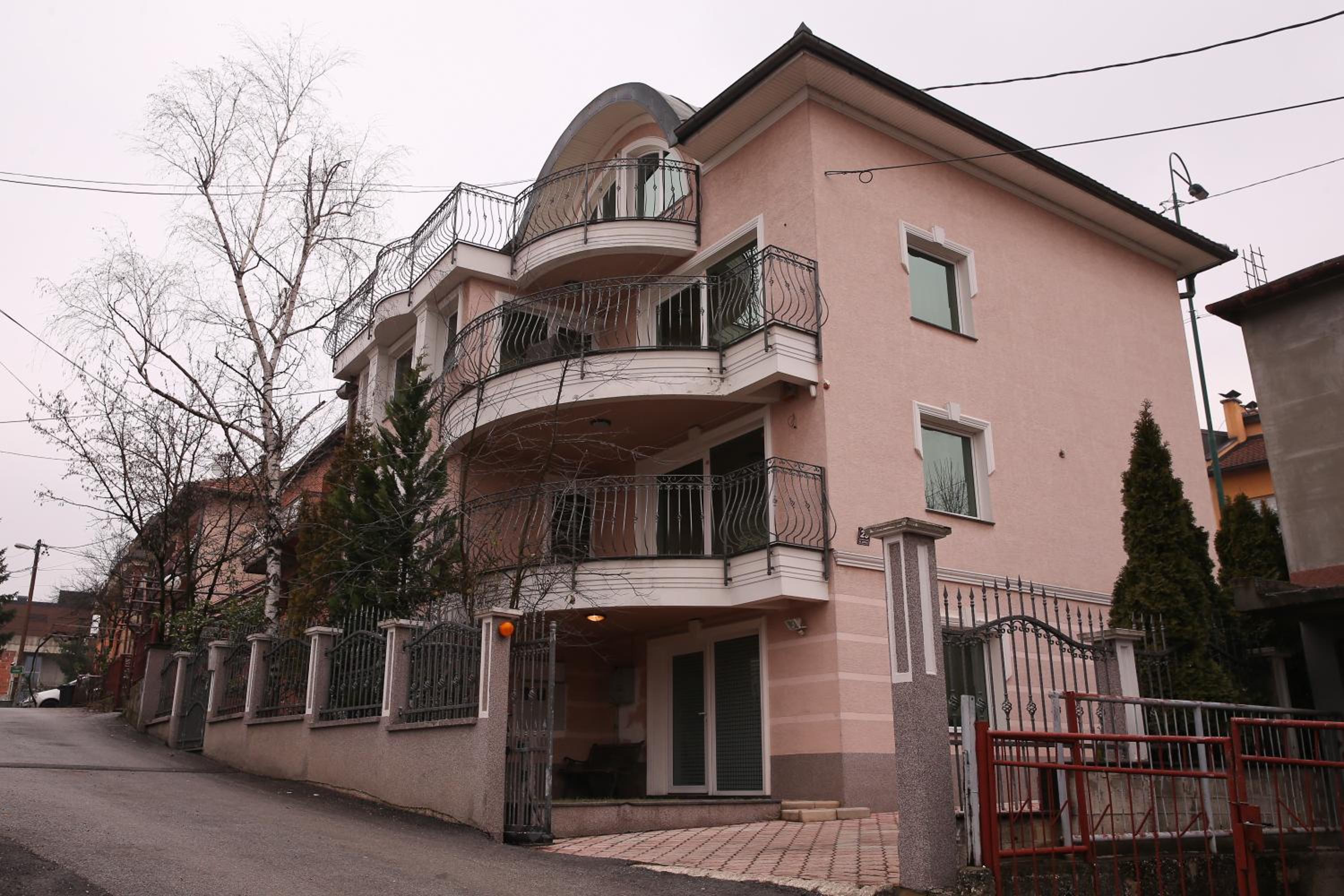Photo 48