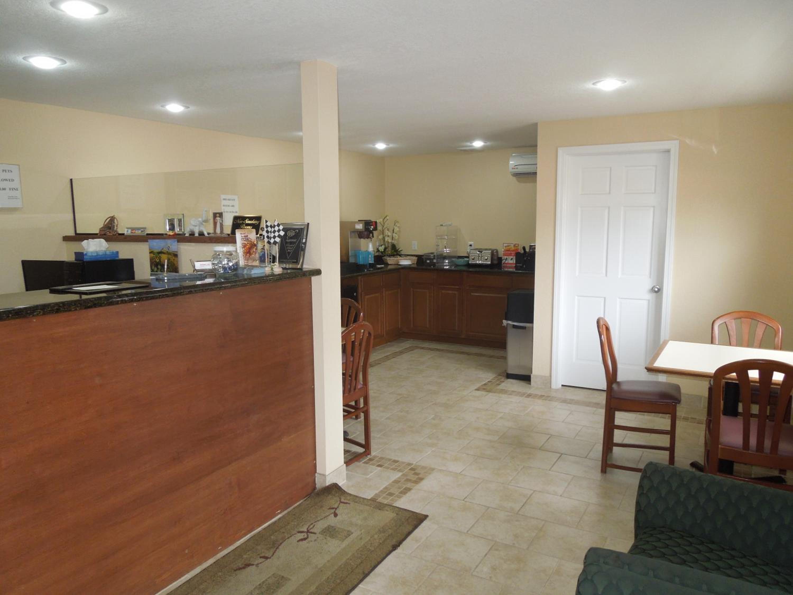 Budget Inn Watkins Glen view 5