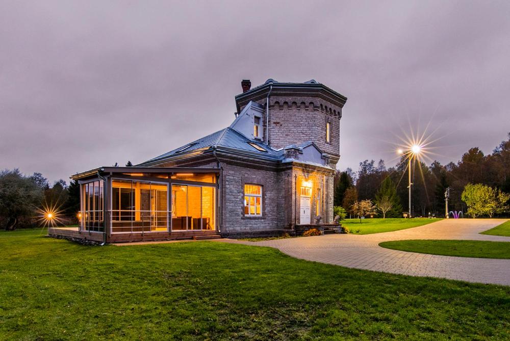 Hotel AirHome - Water Tower - Image 1