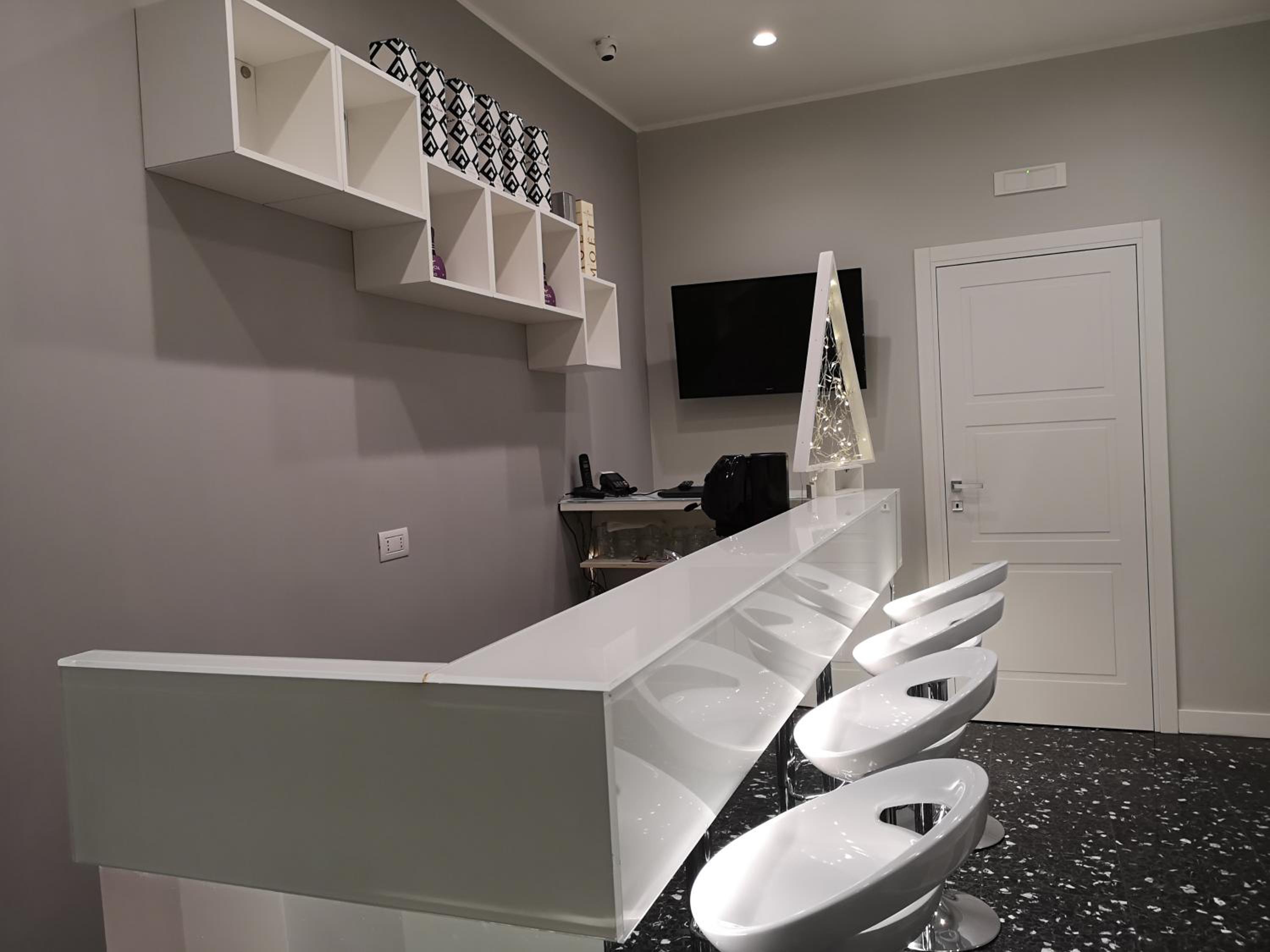 Beverello Rooms