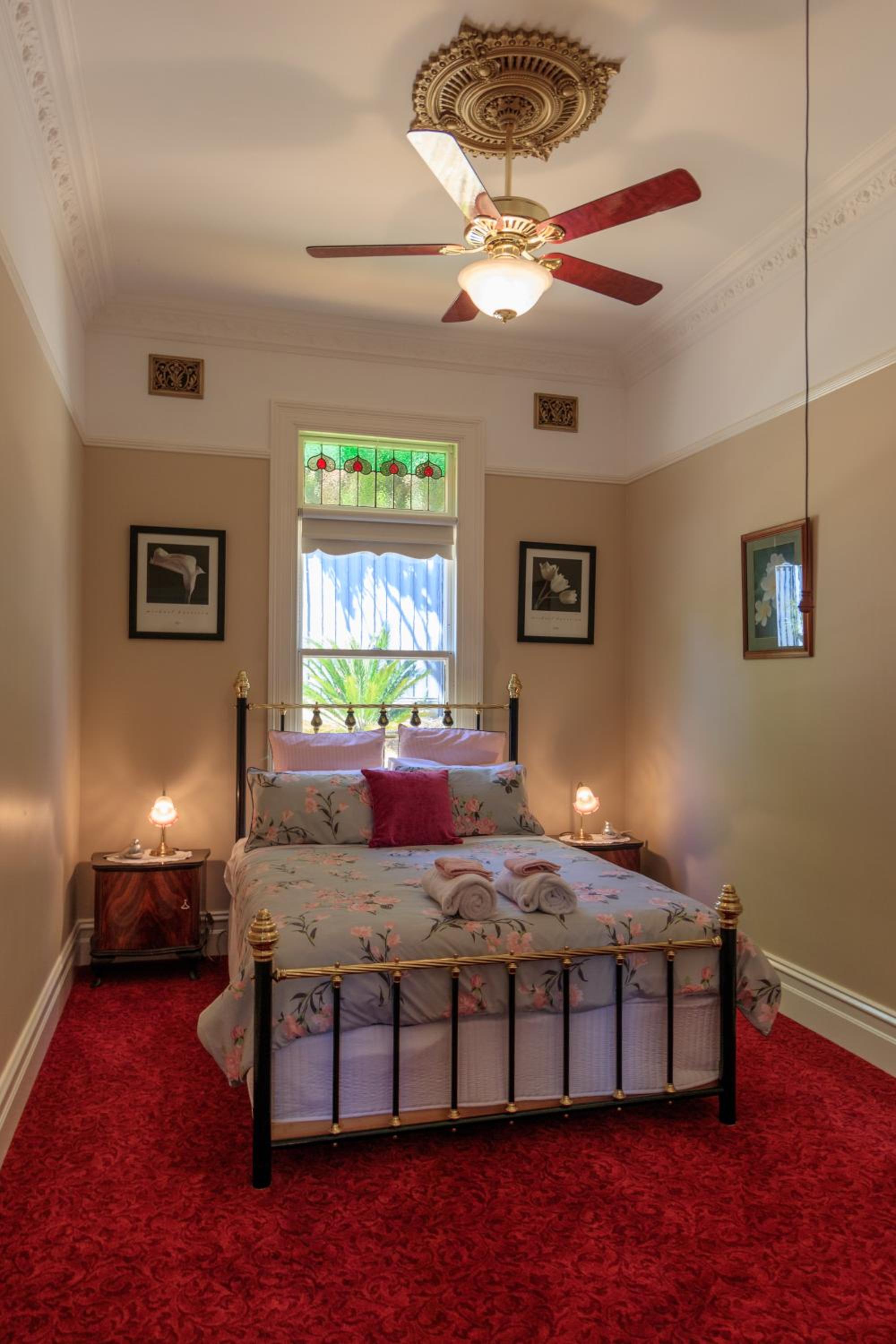 The Oaks Lilydale Accommodation