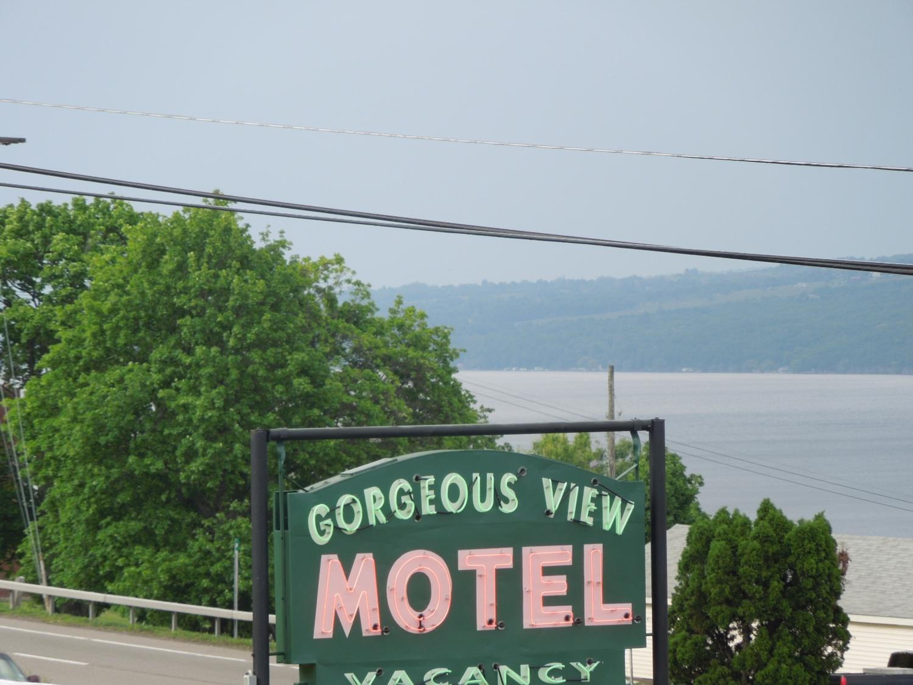 Gorgeous View Motel view 3