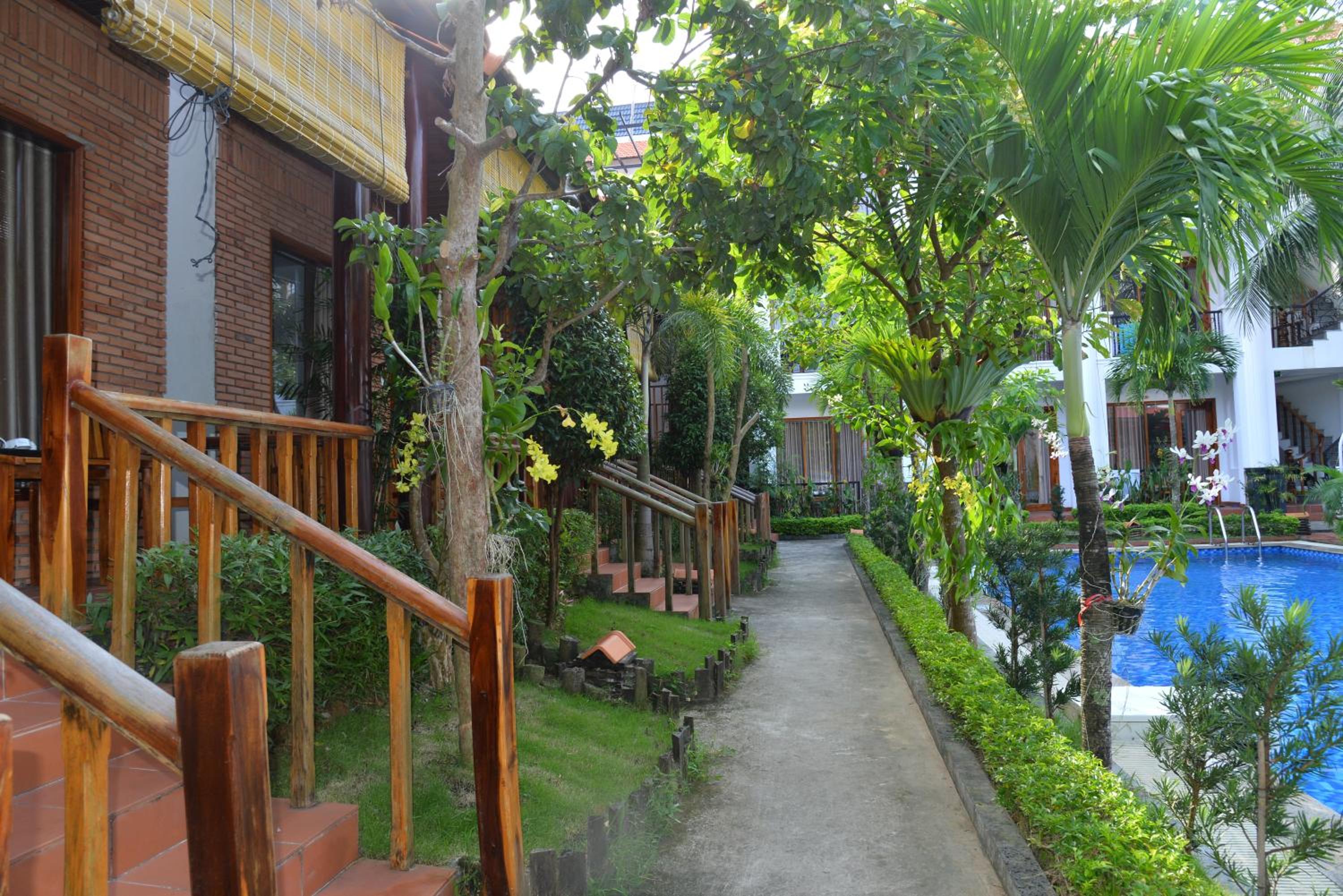 Dong Xuan Hong Hotel