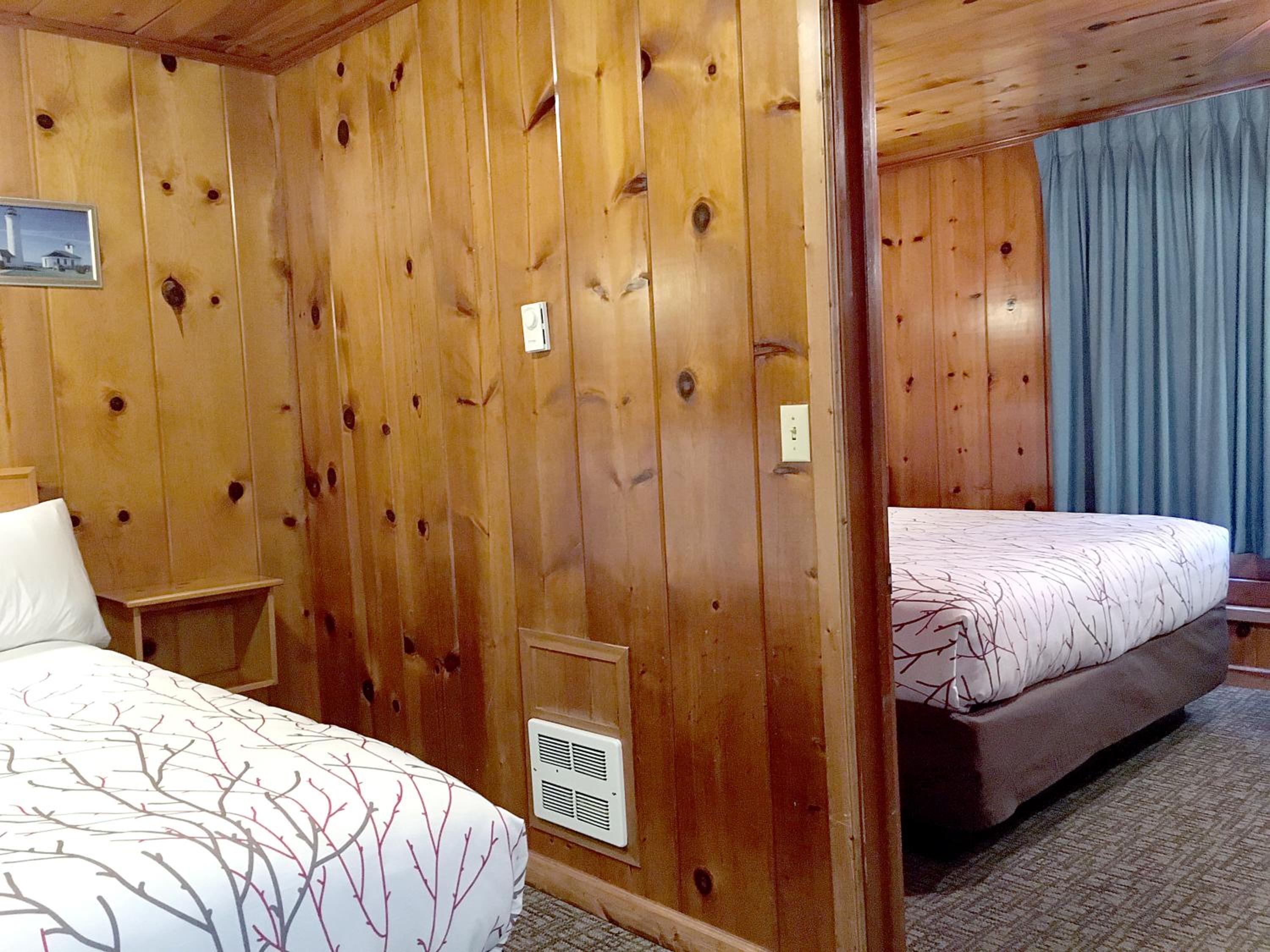Park Motel and Cabins