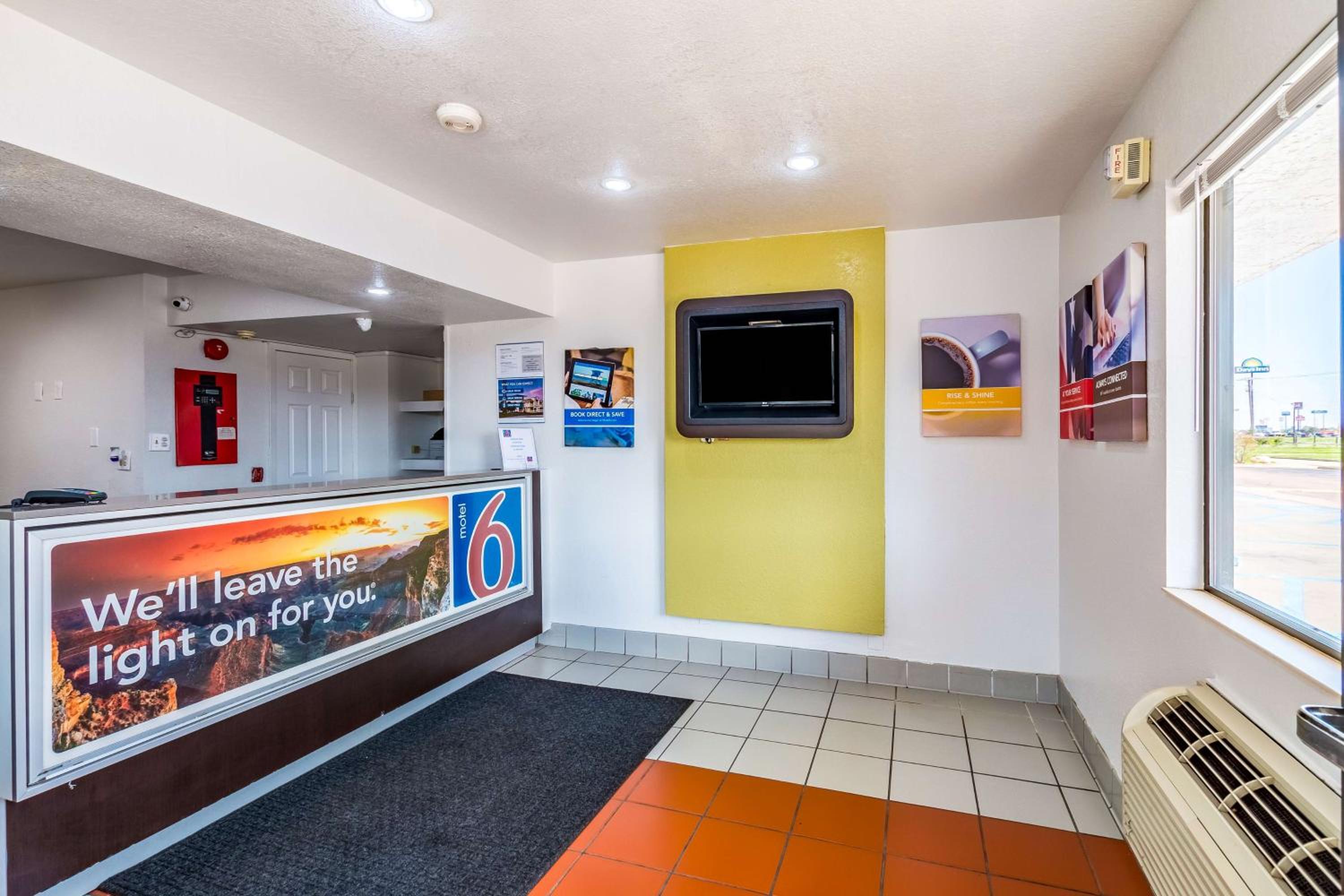 Motel 6-Bellmead, TX - Waco