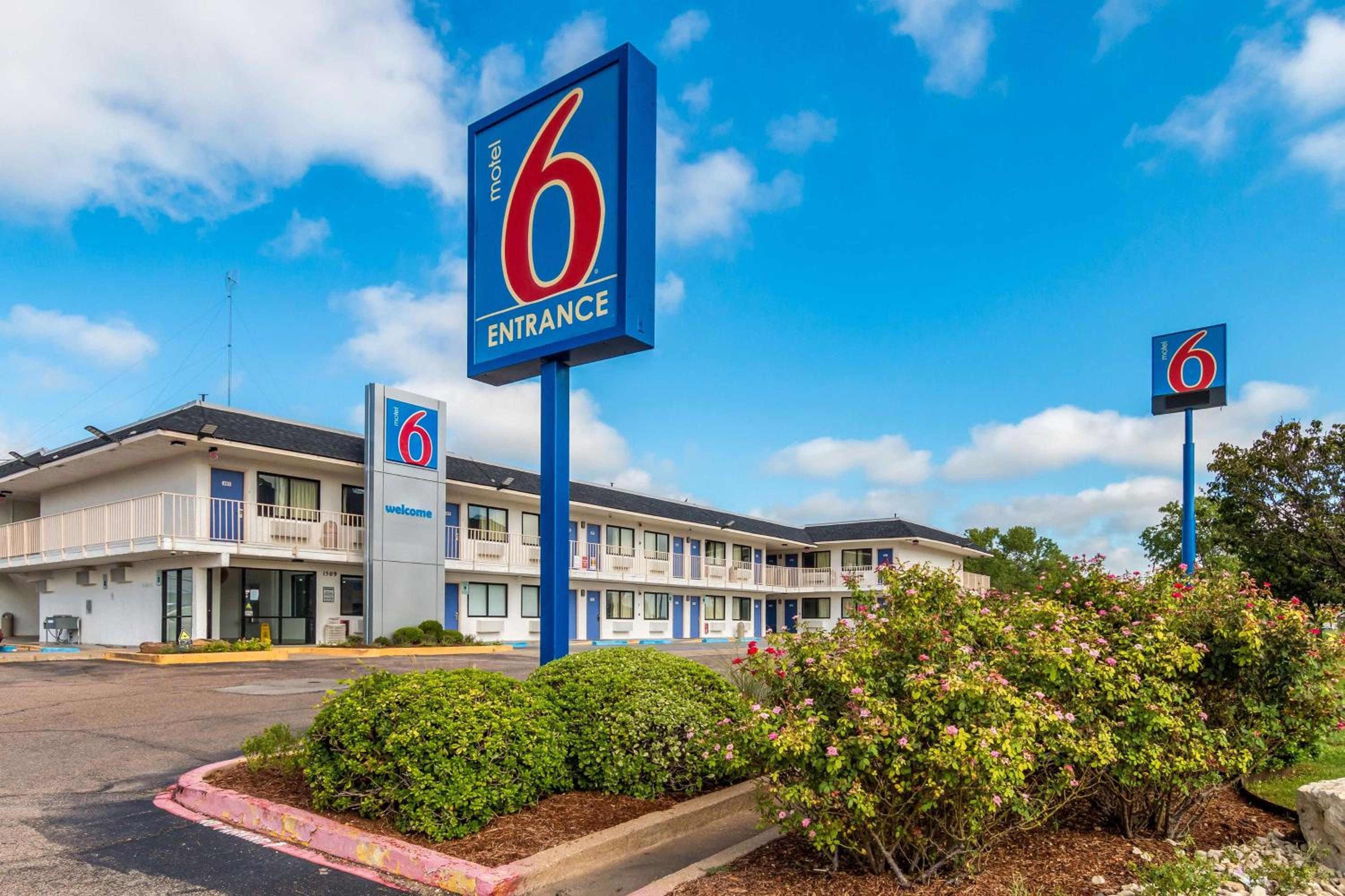Hotel Motel 6-Bellmead, TX - Waco - Image 1