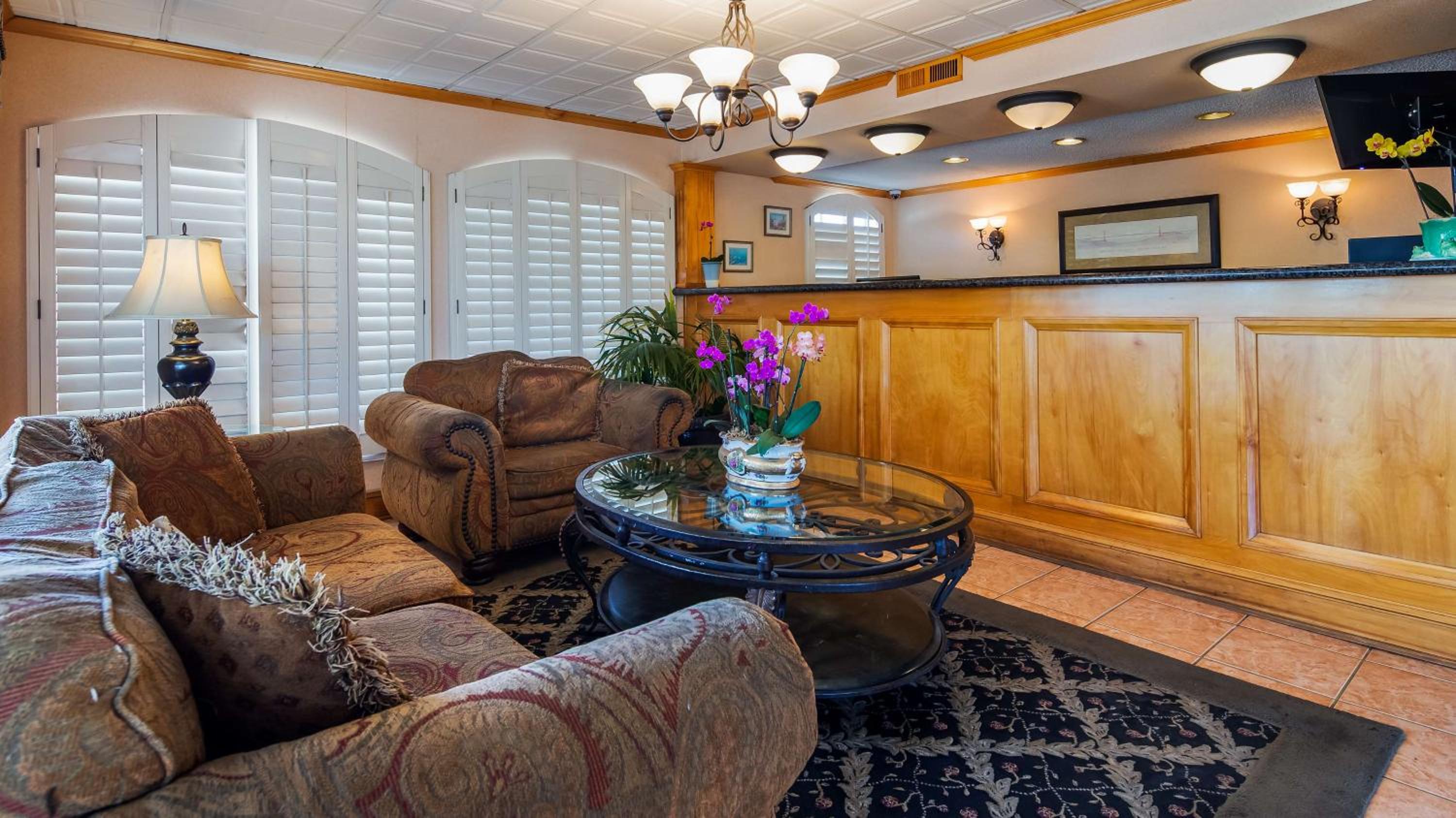 Camarillo Vacations - SureStay Hotel by Best Western Camarillo - Property Image 16