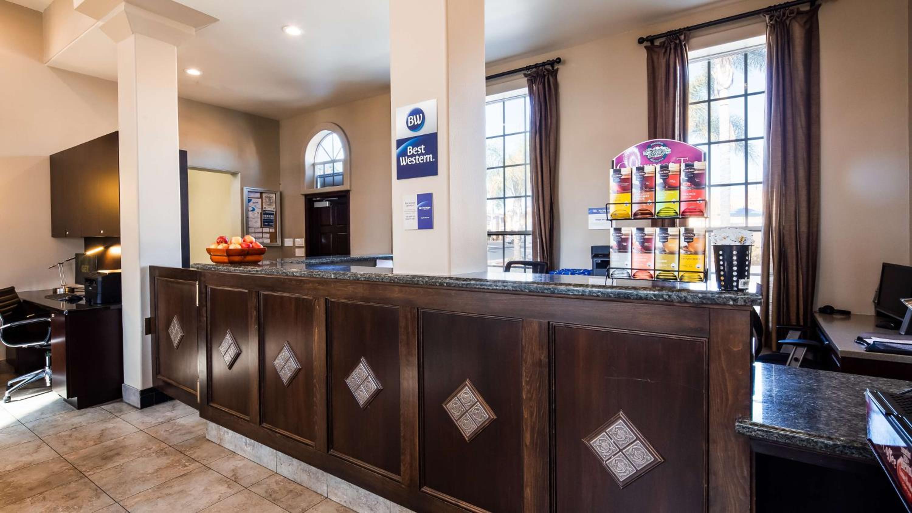 Oxnard Vacations - Best Western Oxnard Inn - Property Image 34