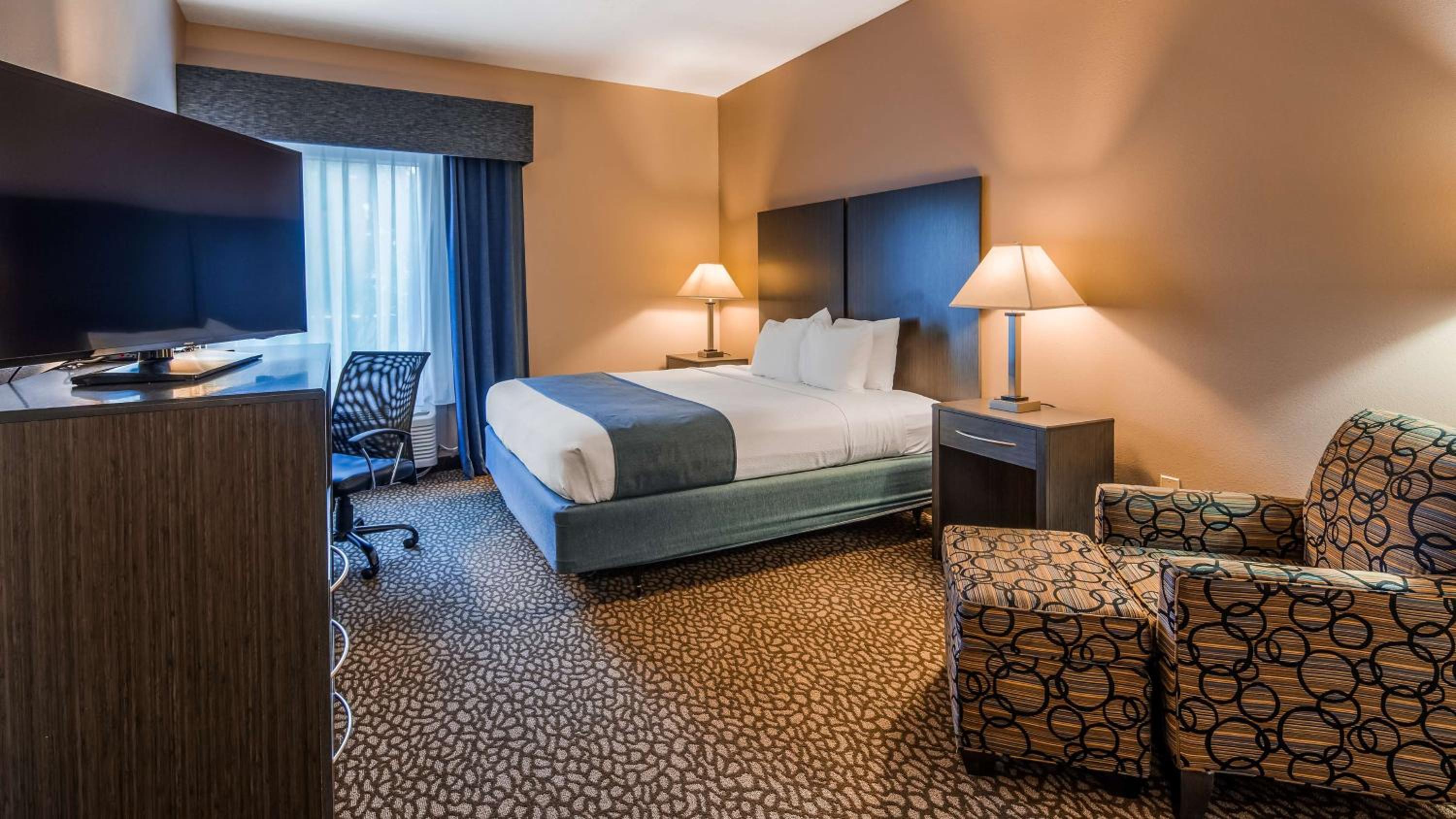Best Western Plus Bradenton Hotel Suites - Property Image 4