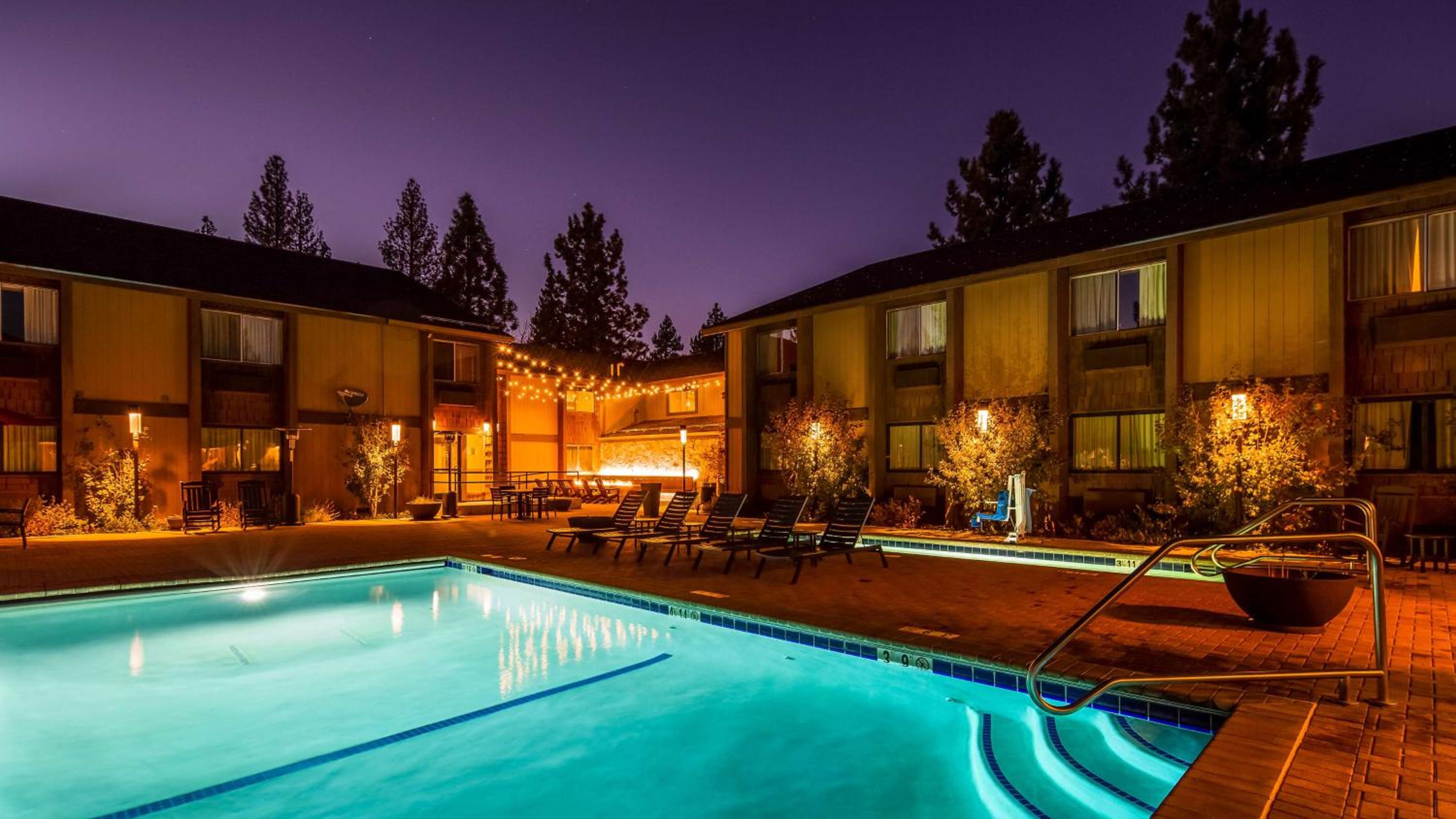 Lake Tahoe Vacations - Best Western Plus Truckee-Tahoe Hotel - Property Image 12