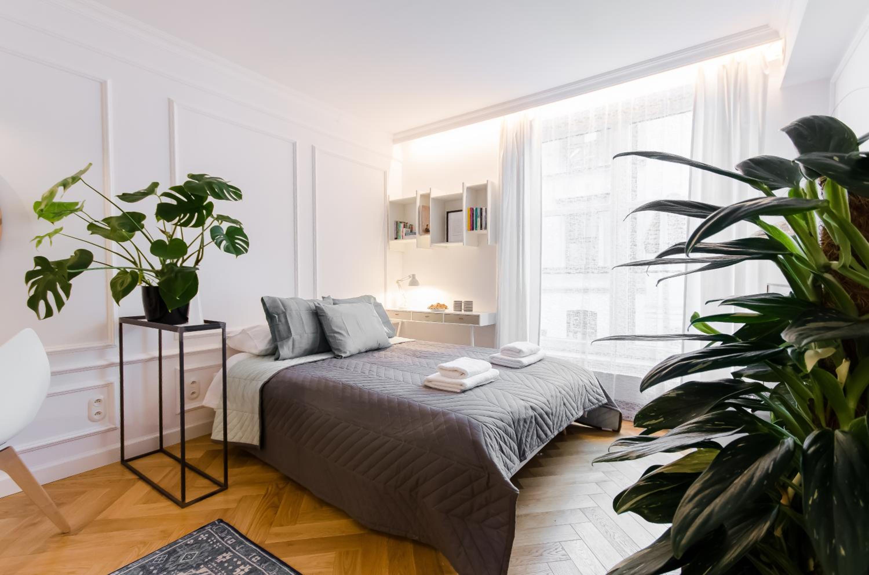Old Town Premium Queen`s Apartments