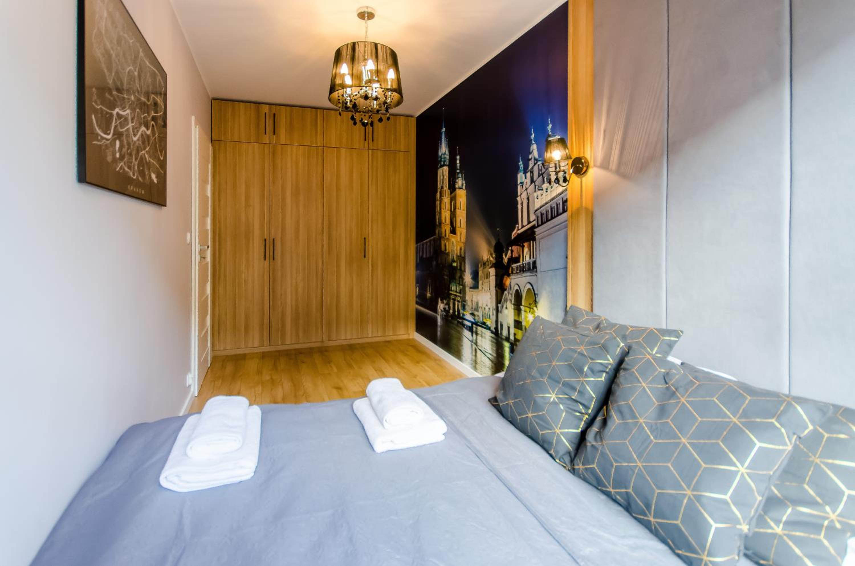Old Town Premium Queen`s Apartments