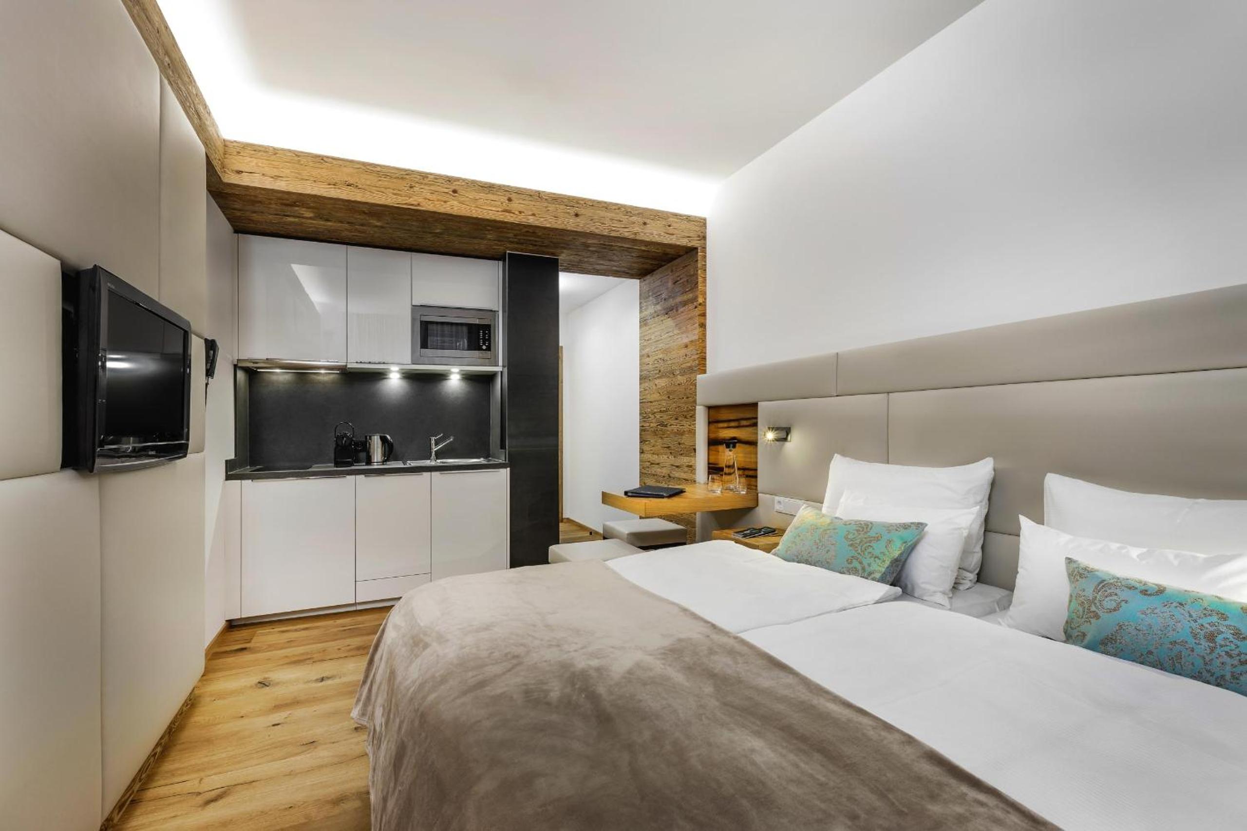 Alpinlounge Rätia Appartements view 2
