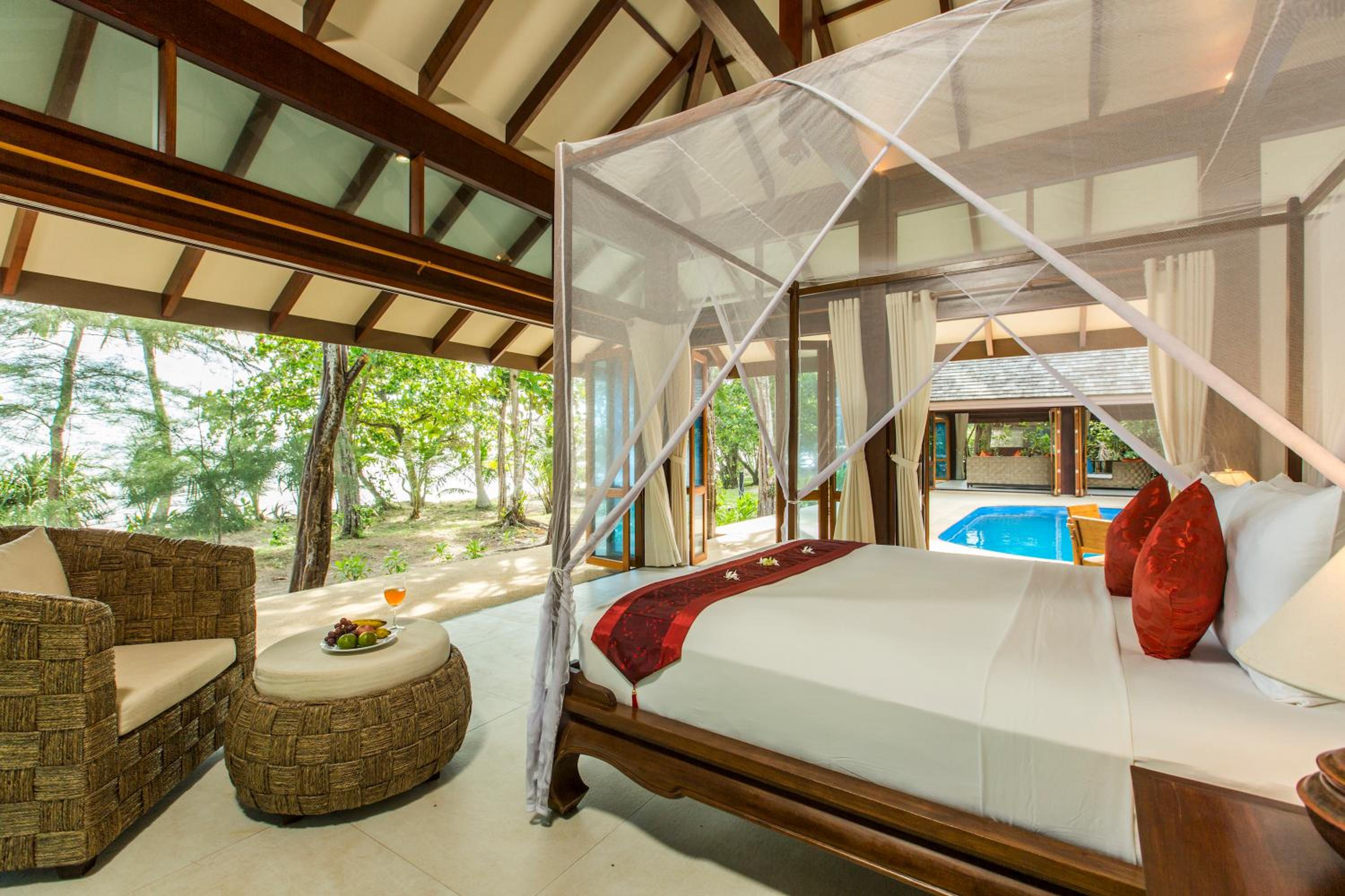 Koh Jum Beach Villas 