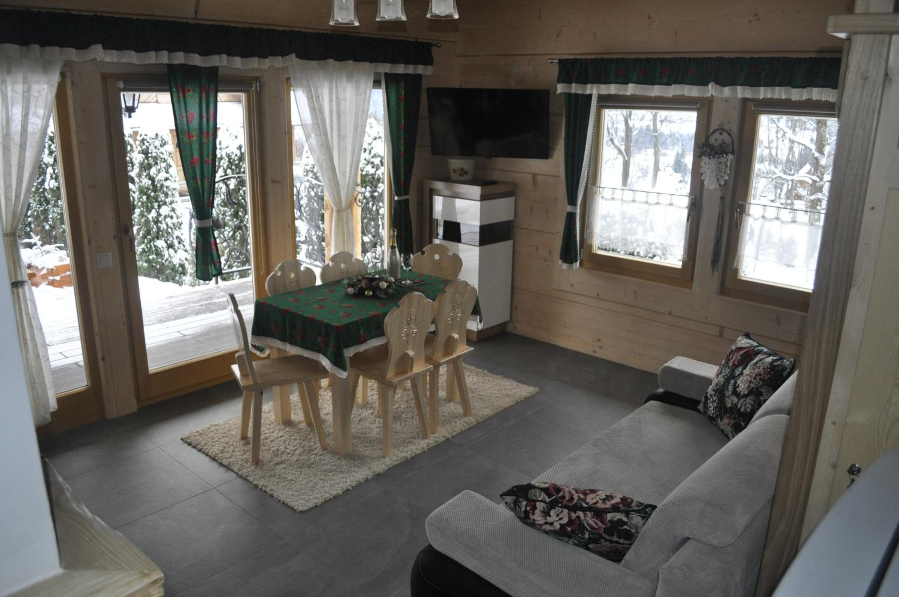 Photo 44