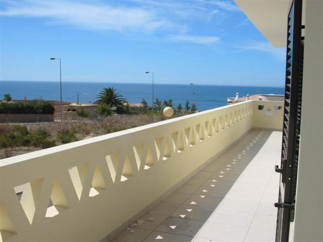 Proa Chamaco - Lagos view 3