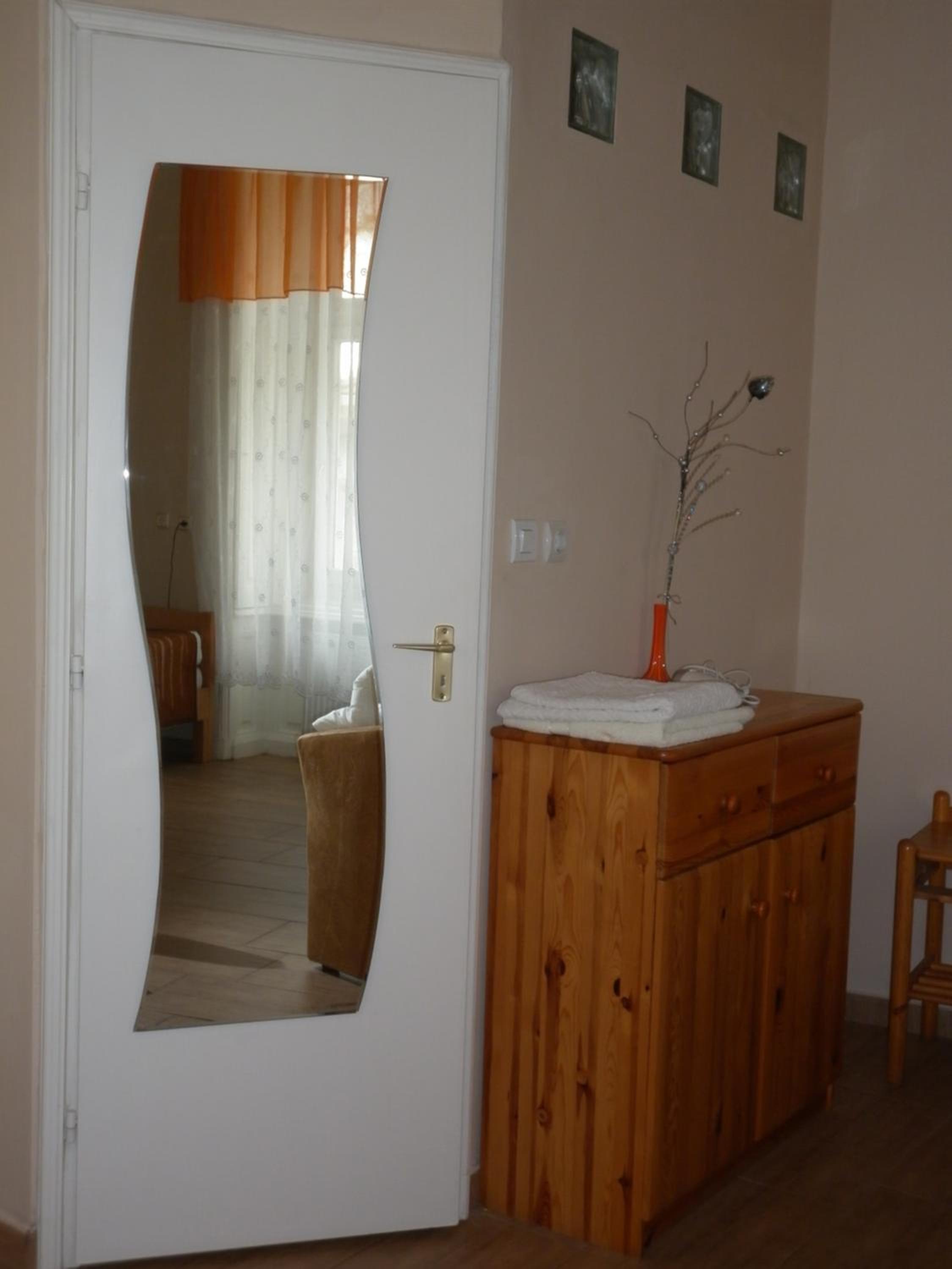 Photo 51