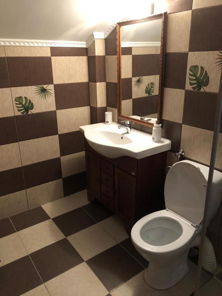 Photo 100
