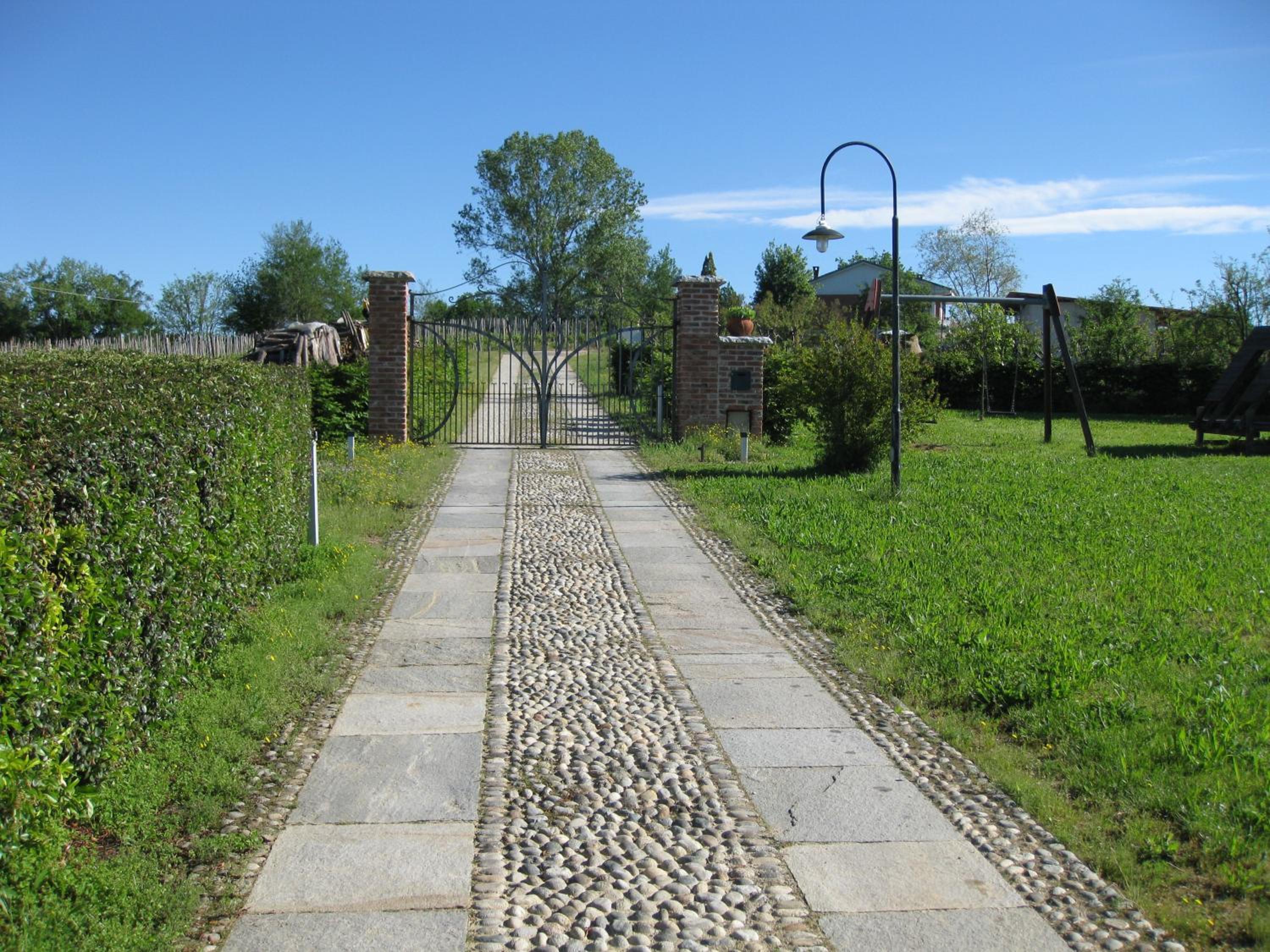 Photo 31