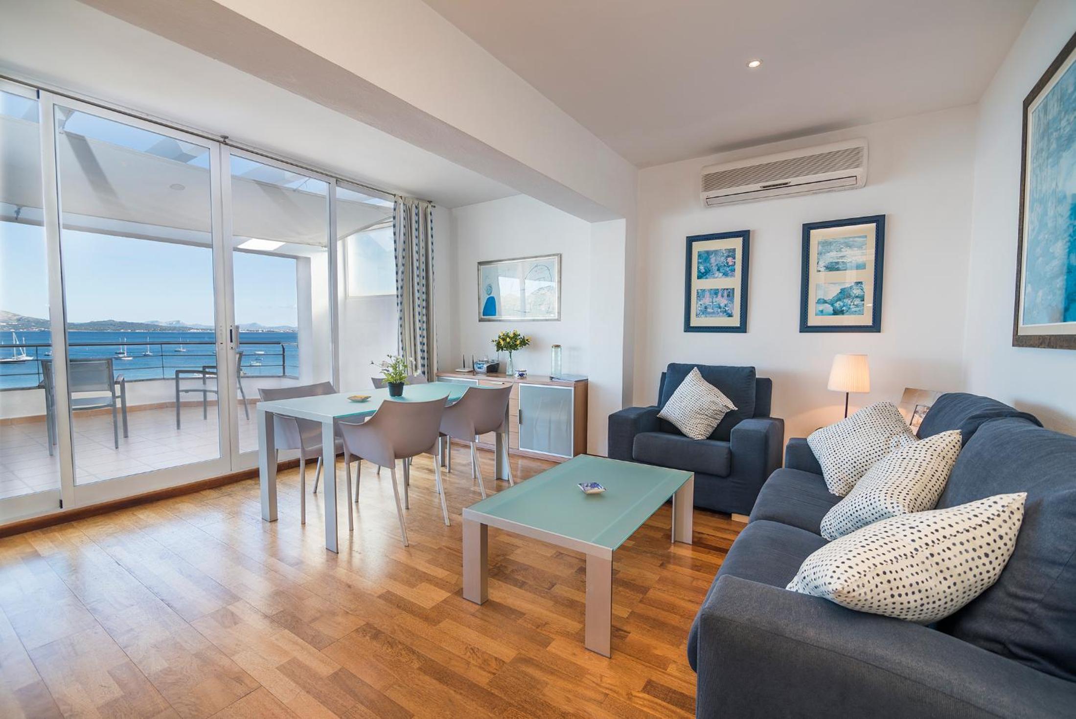 Beachfront apartment Tanamar view 3