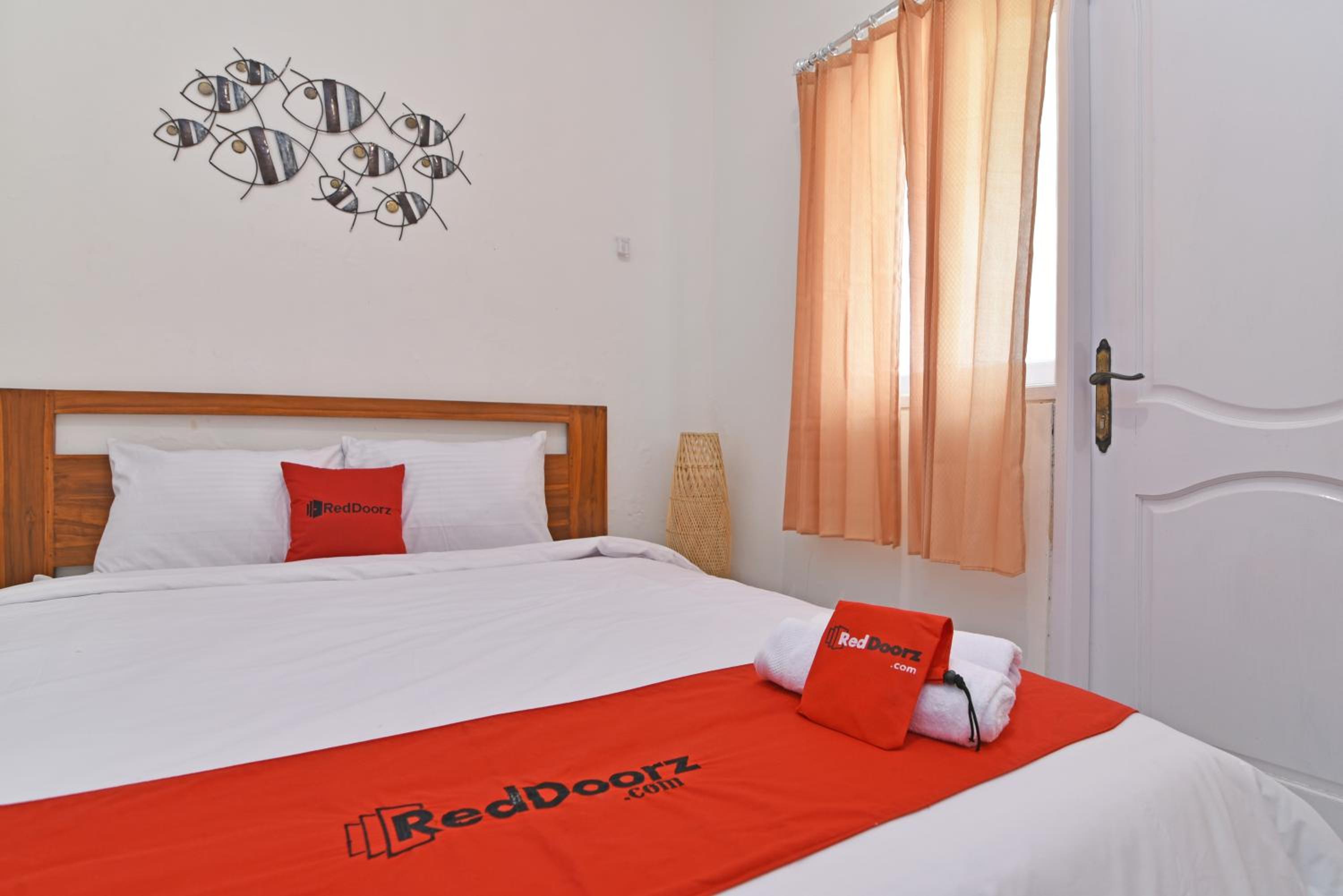 RedDoorz @ Jalan Gatot Subroto Denpasar