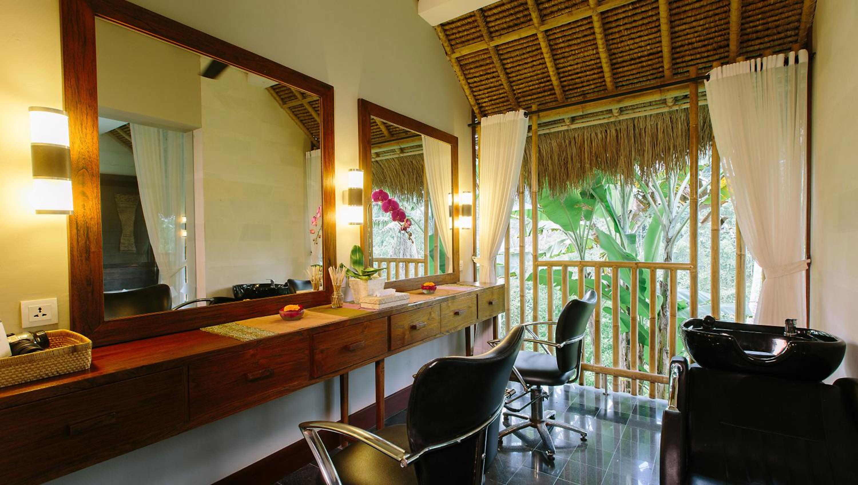 Tejaprana Resort & Spa