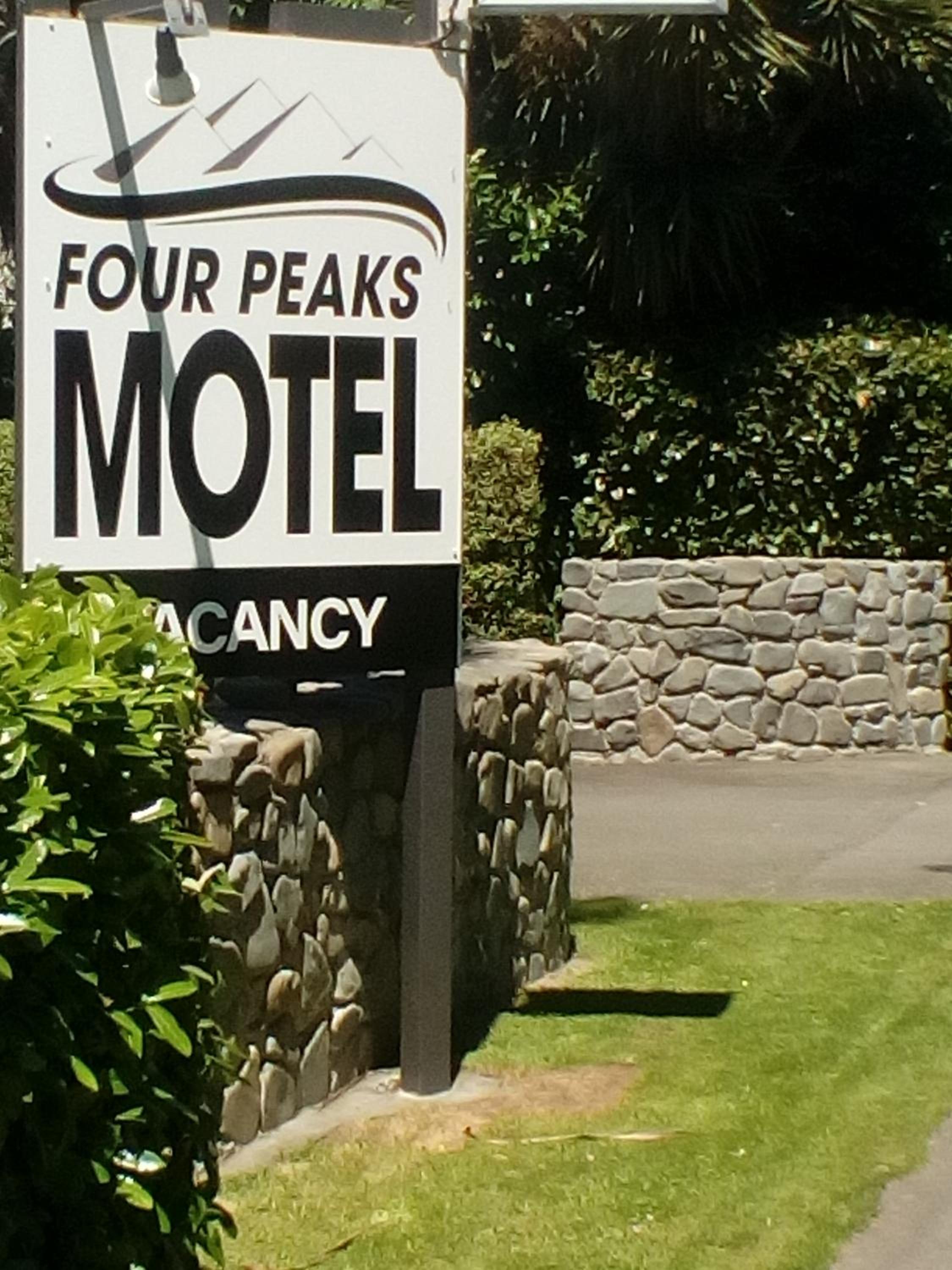 Four Peaks Motel