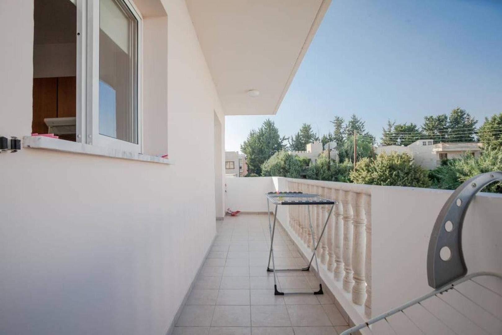 Just renovated beautiful 2 bed apartment in Paphos 5 min drive to the beach