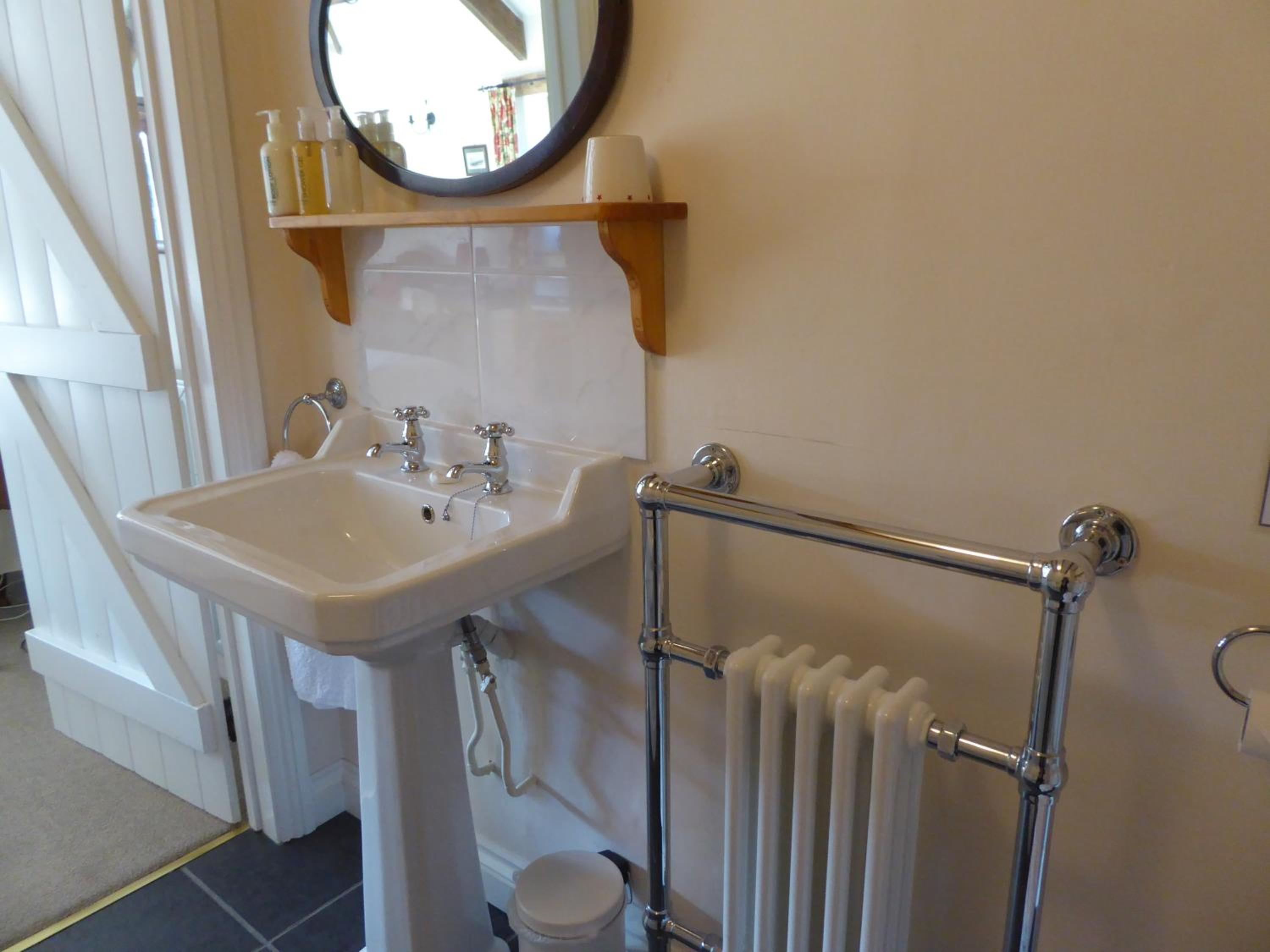 Lower Tresmorn Farmhouse