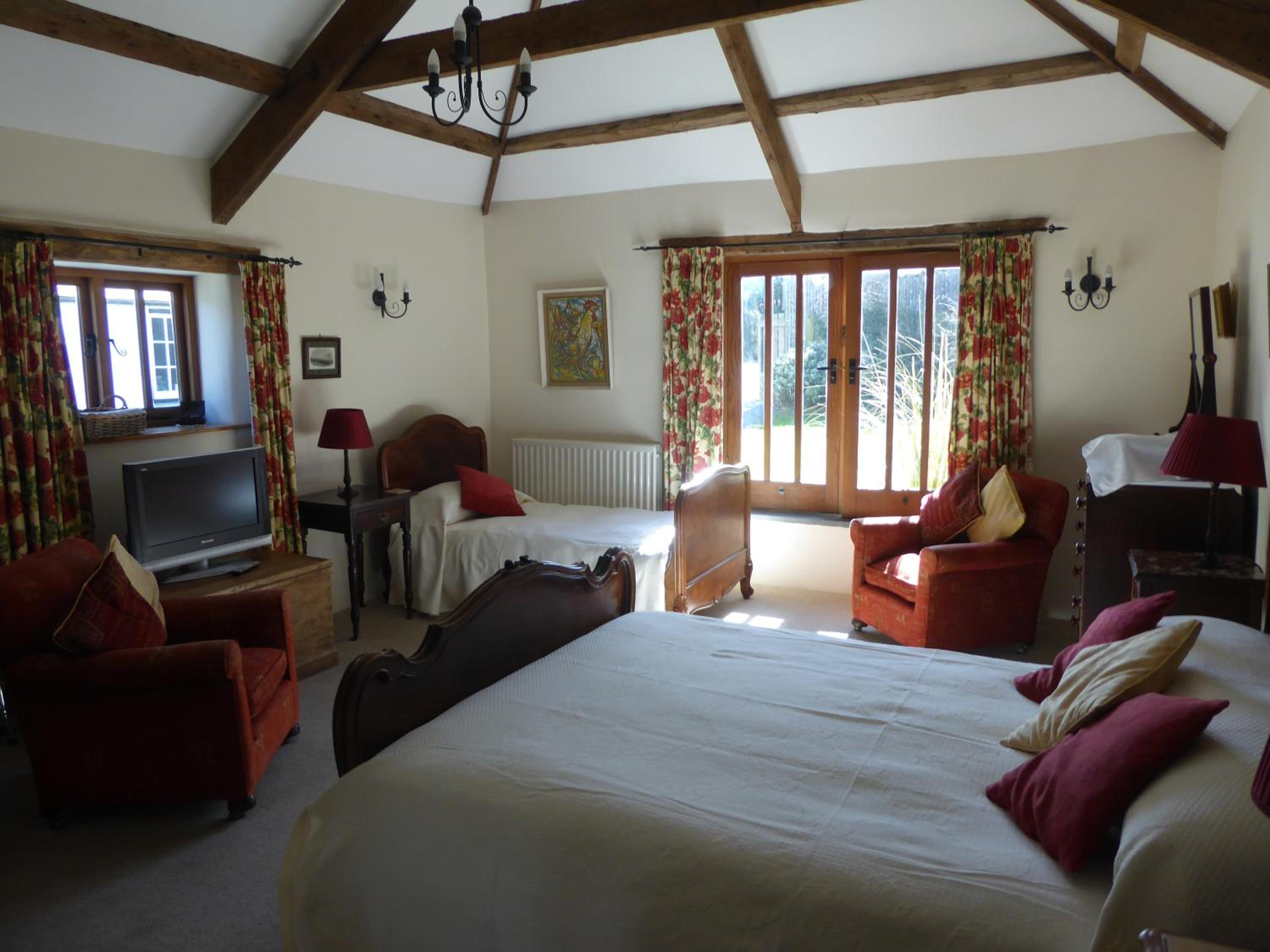 Lower Tresmorn Farmhouse