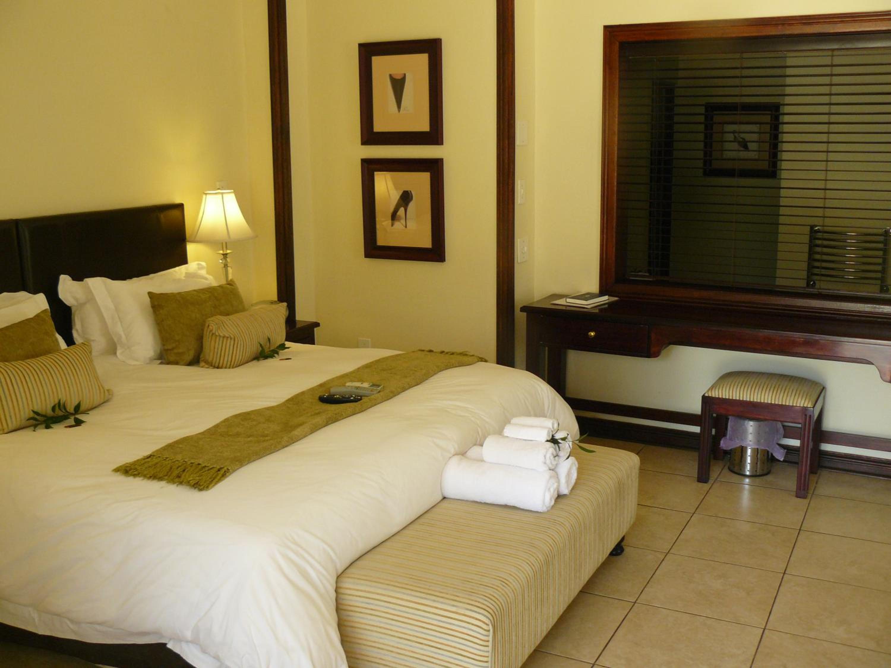 Moon and Sixpence Garden Guest House