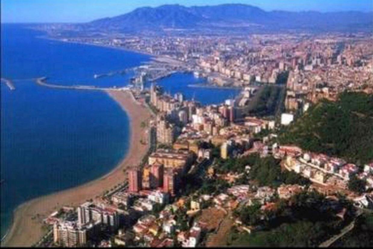 Terrace Relax Apartment. City & Beach
